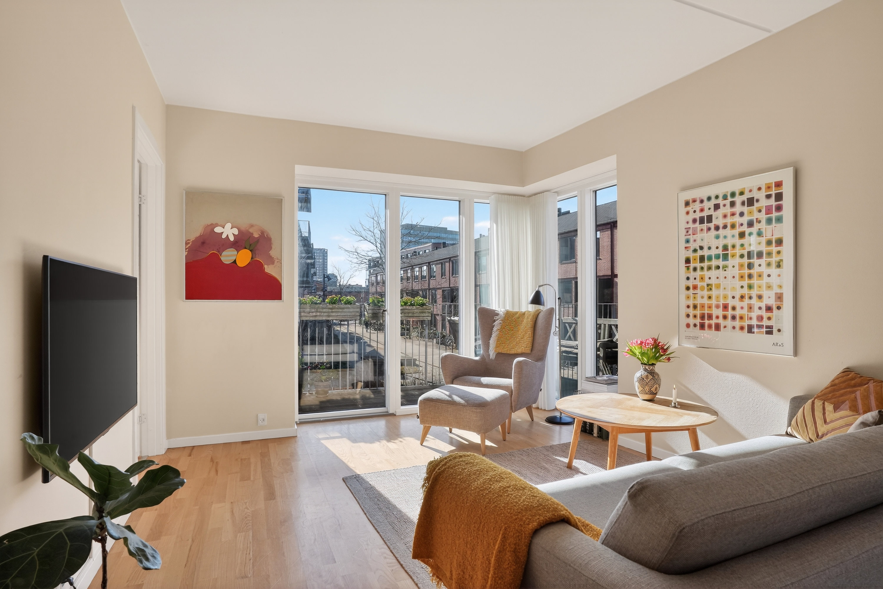 Fremhævet stue billede i fuldskærmstilstand. Billede af Tove Maës Vej 2, 1. th., 2500 Valby