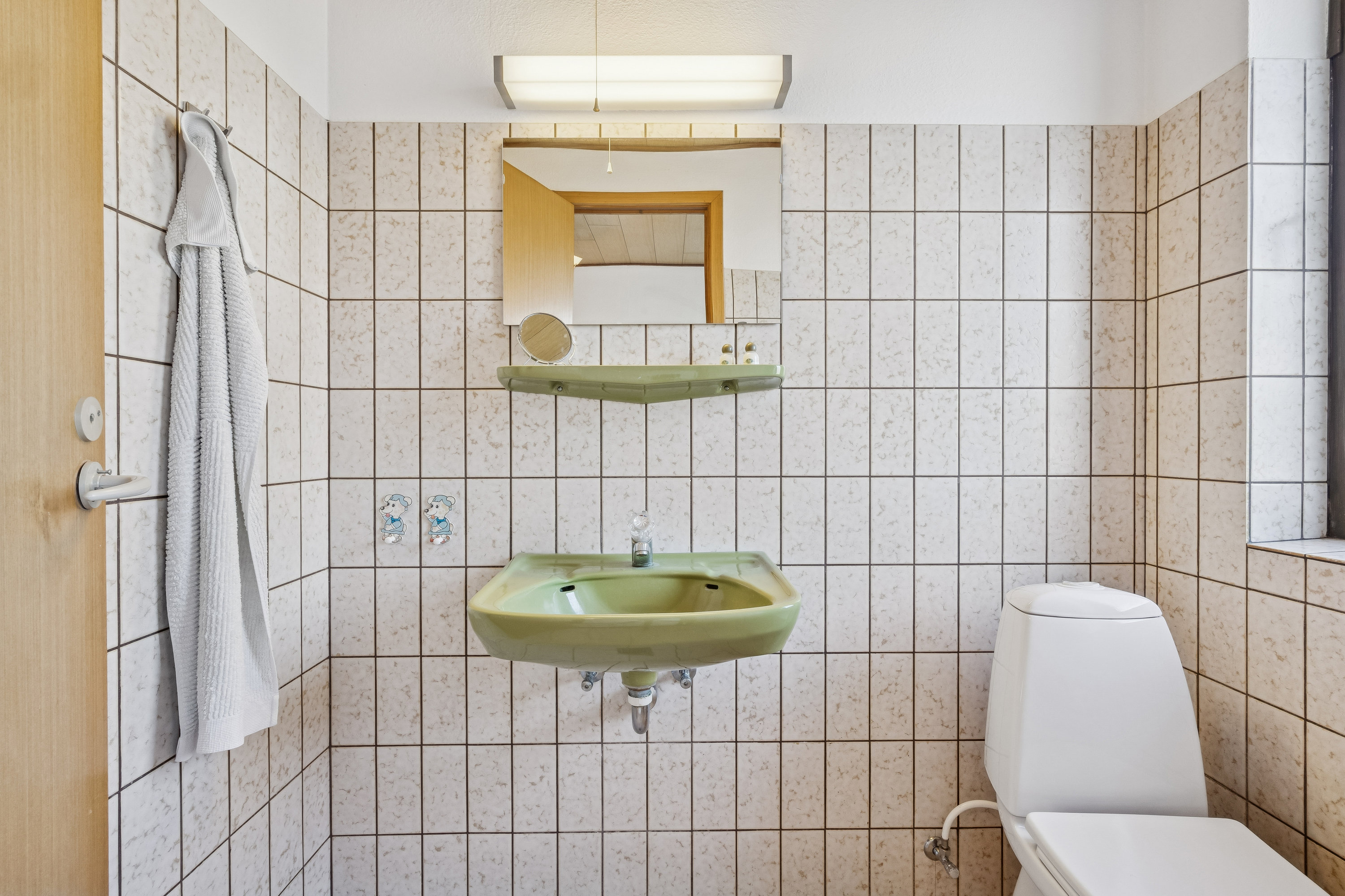 Fremhævet badeværelse billede i fuldskærmstilstand. Billede af Højbuen 2, 4270 Høng