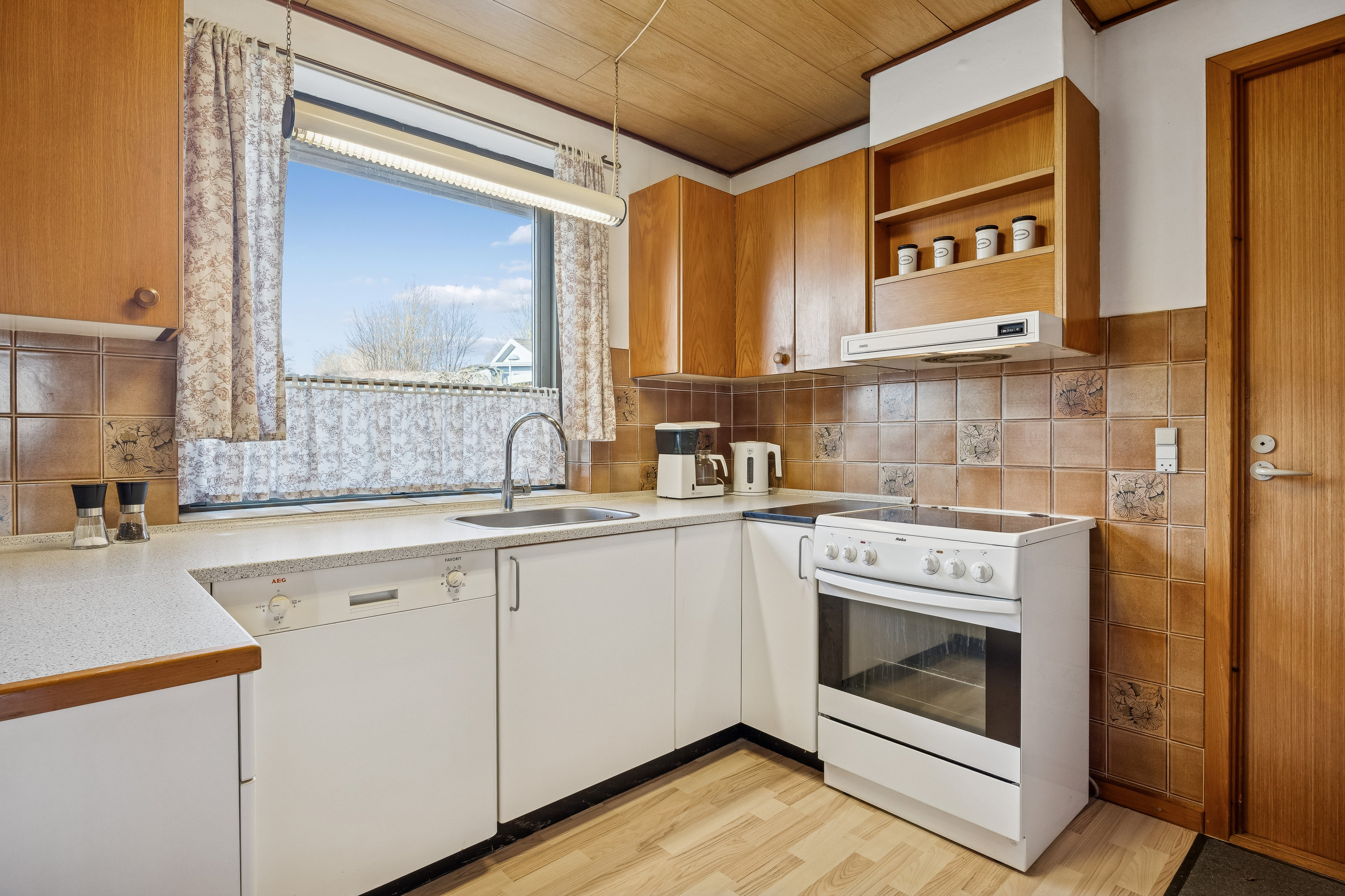 Fremhævet køkken billede i fuldskærmstilstand. Billede af Højbuen 2, 4270 Høng