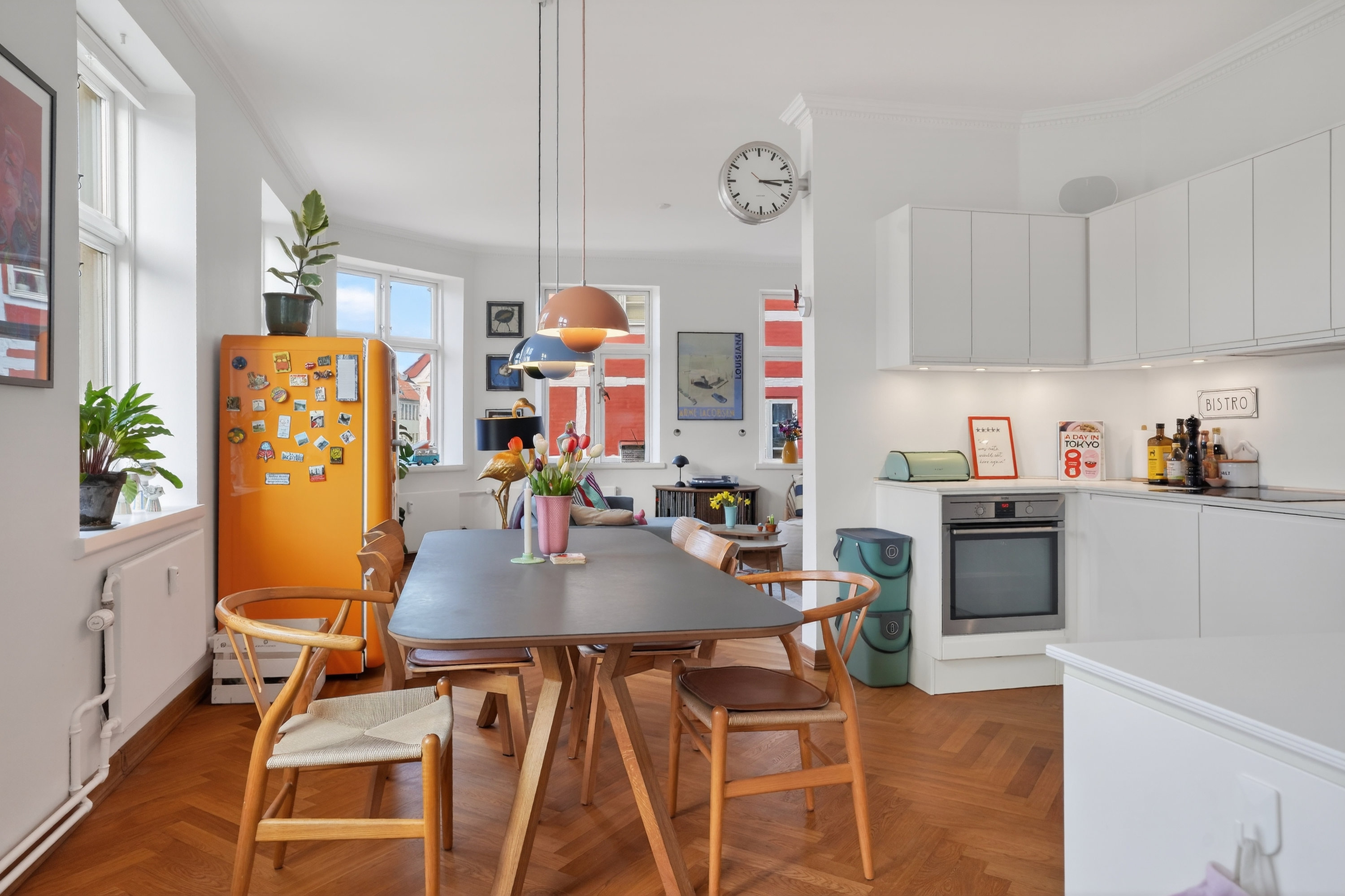 Fremhævet spisestue billede i fuldskærmstilstand. Billede af Gyldenstræde 5, 1. th., 3000 Helsingør