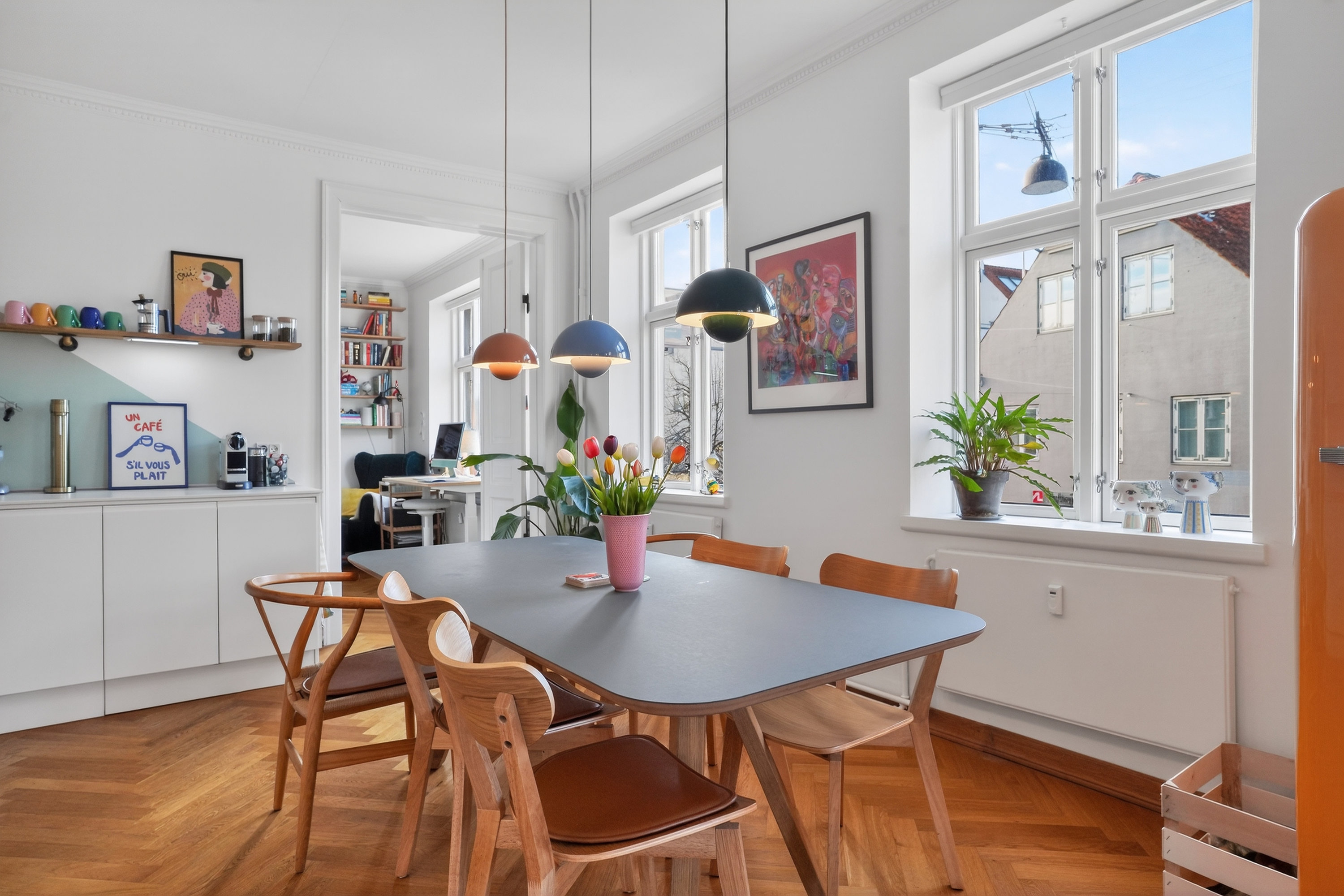 Fremhævet spisestue billede i fuldskærmstilstand. Billede af Gyldenstræde 5, 1. th., 3000 Helsingør