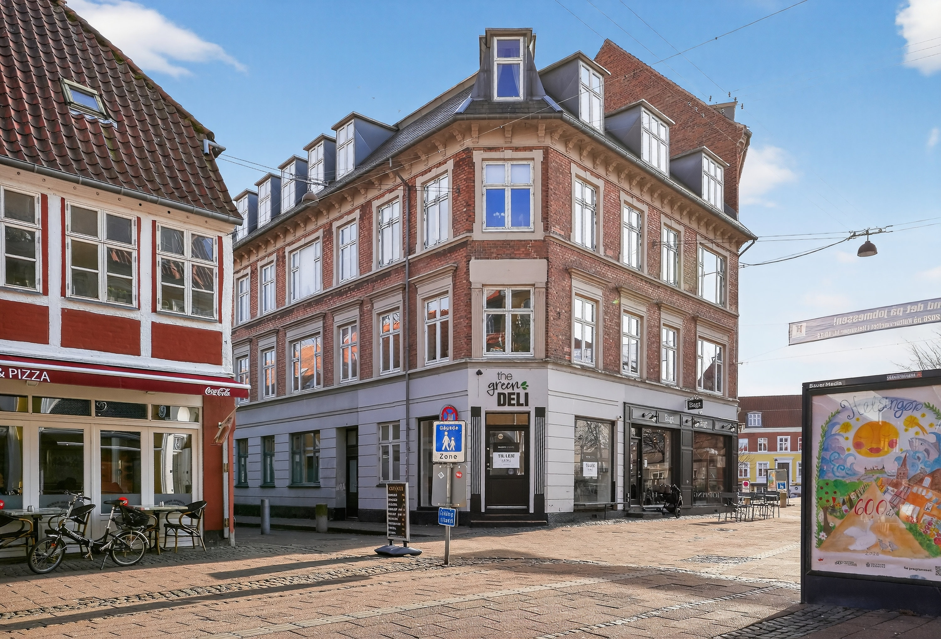 Fremhævet ejendommen billede i fuldskærmstilstand. Billede af Gyldenstræde 5, 1. th., 3000 Helsingør