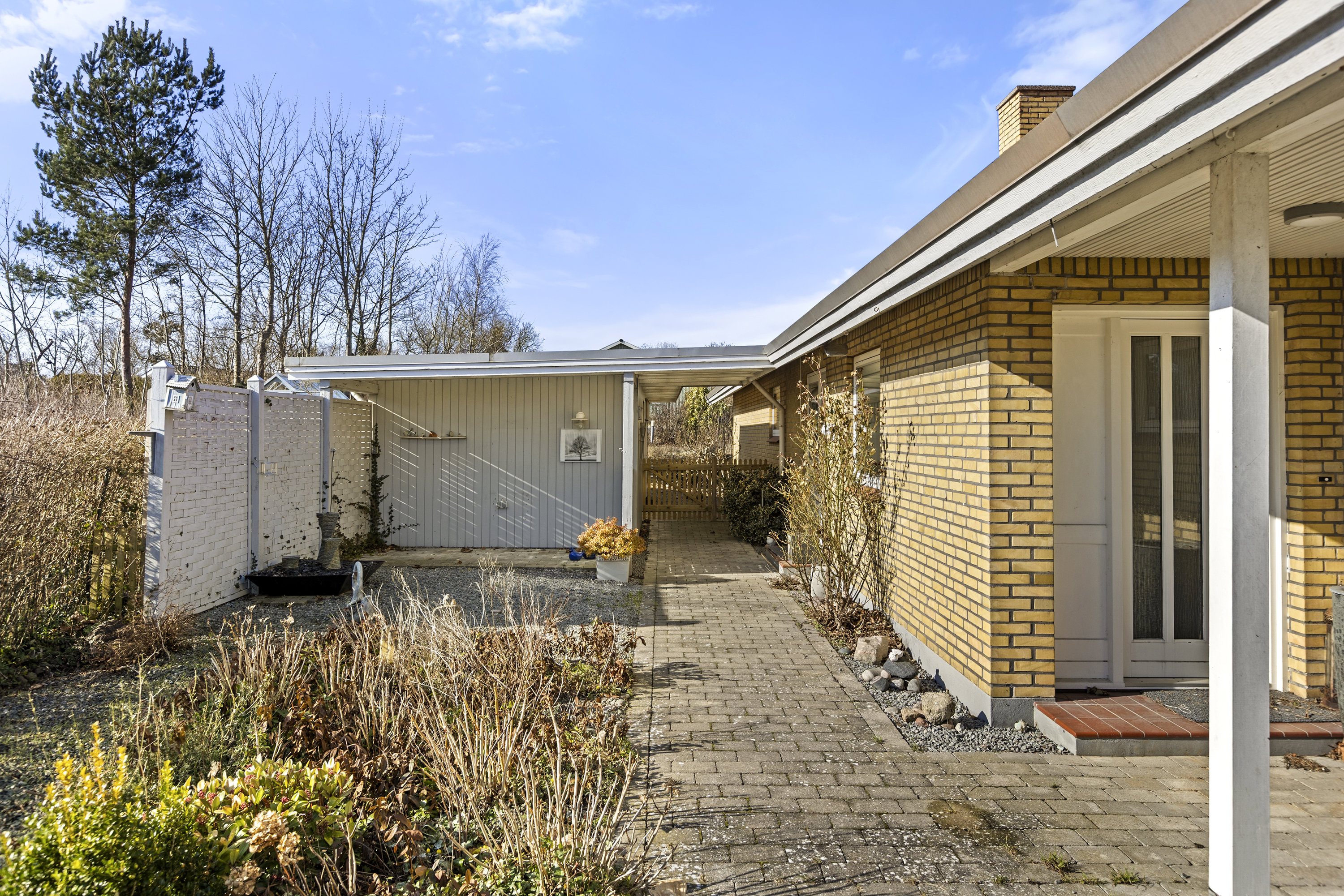 Fremhævet terrasse billede i fuldskærmstilstand. Billede af Solskrænten 2, 4400 Kalundborg