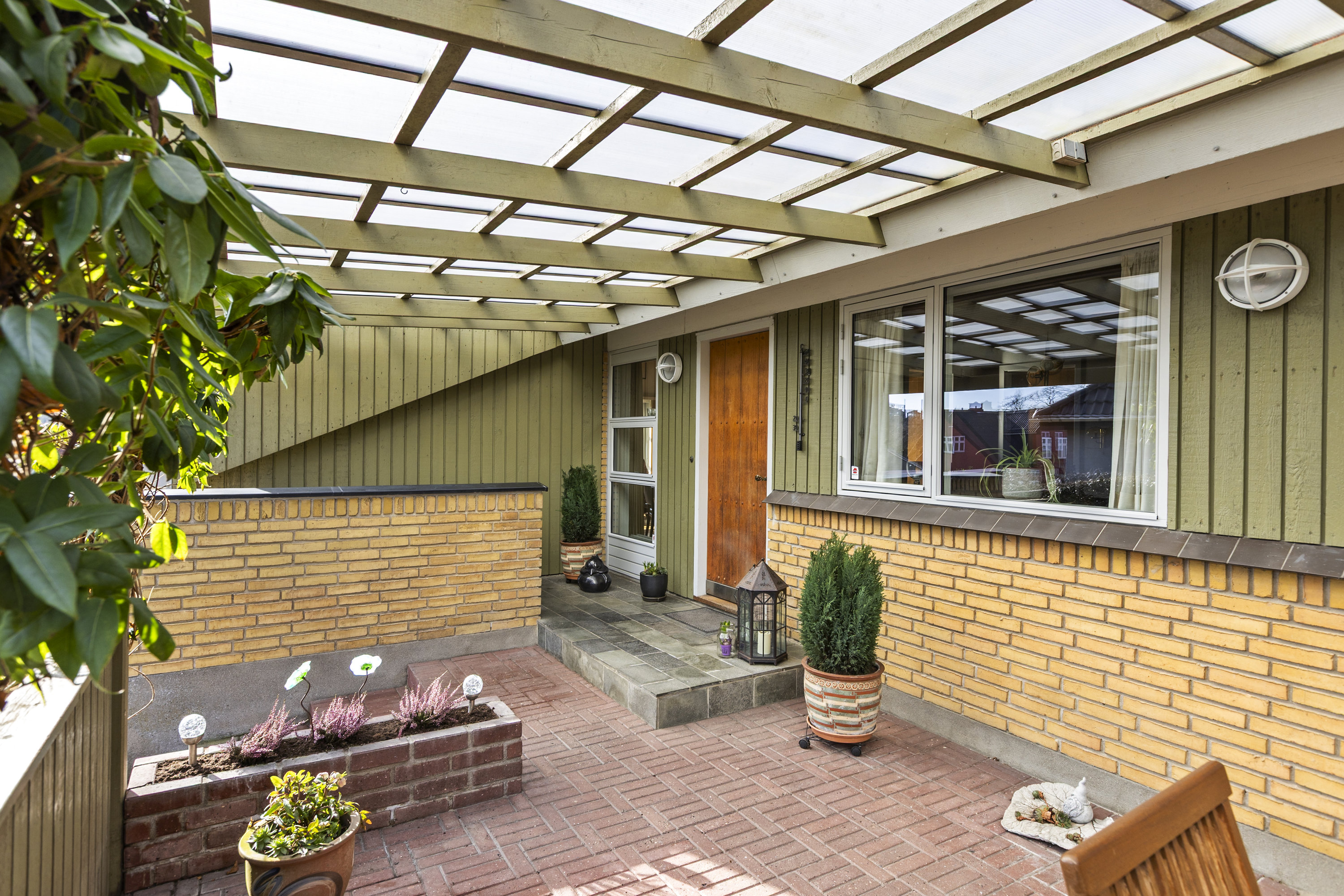 Fremhævet overdækket terrasse billede i fuldskærmstilstand. Billede af Enghavevej 22, 4200 Slagelse