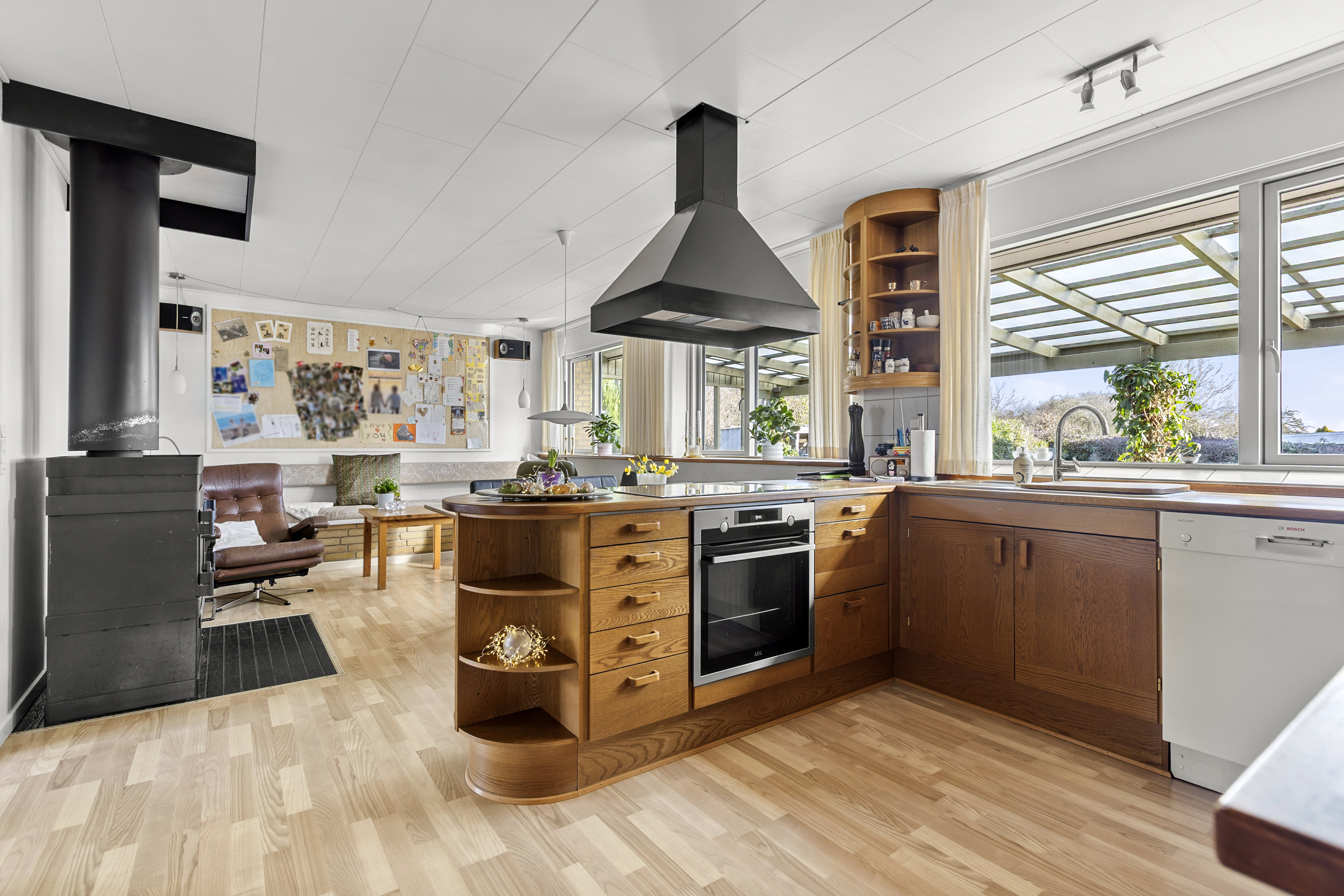 Fremhævet køkken billede i fuldskærmstilstand. Billede af Enghavevej 22, 4200 Slagelse