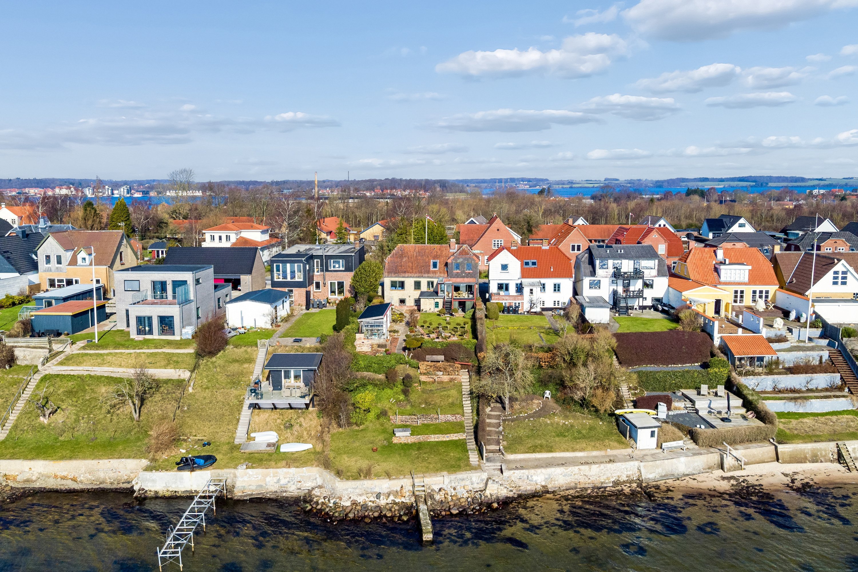 Fremhævet luftfoto billede i fuldskærmstilstand. Billede af Sundgade 42, 6320 Egernsund