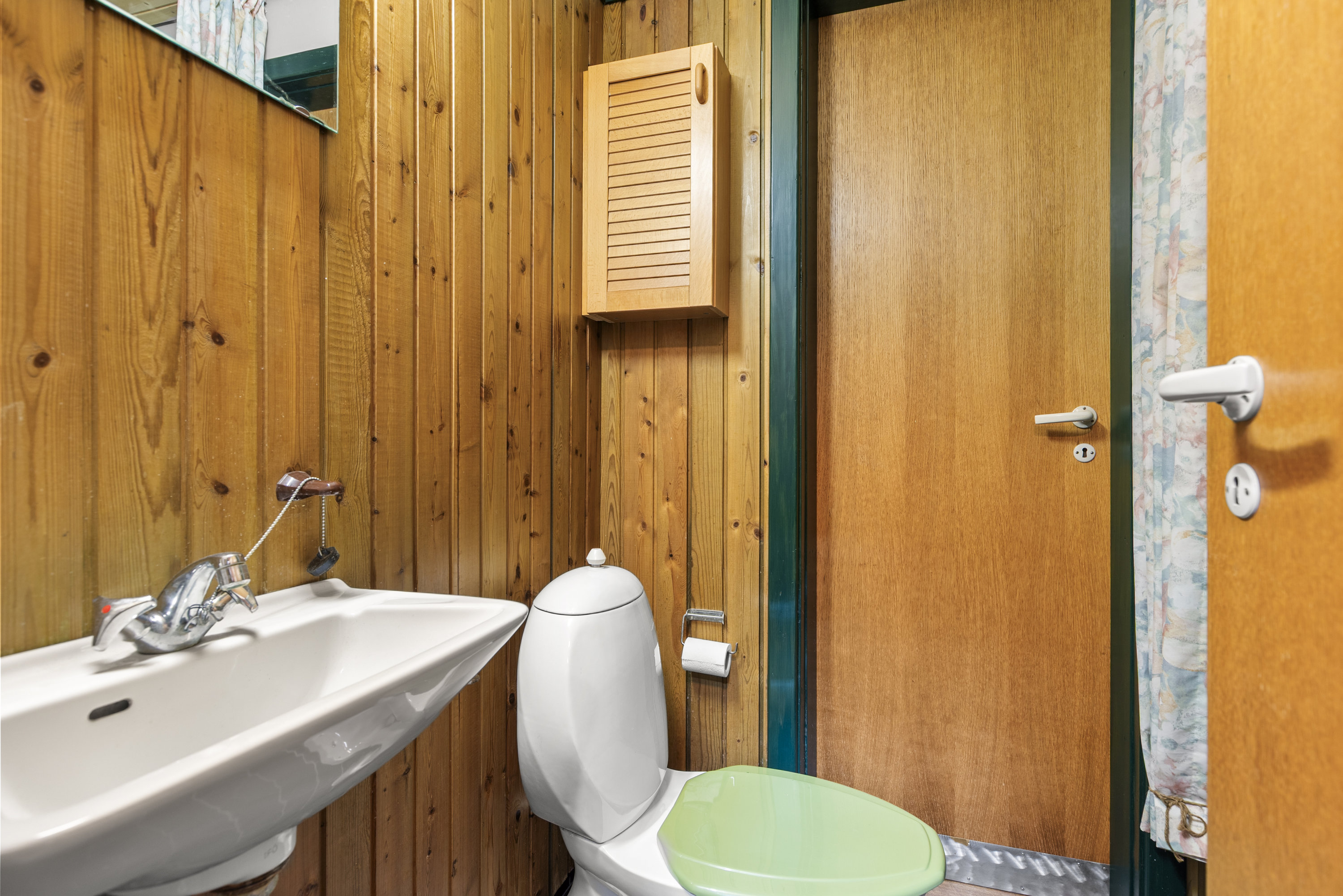 Fremhævet badeværelse billede i fuldskærmstilstand. Billede af Enghavevej 22, 4200 Slagelse