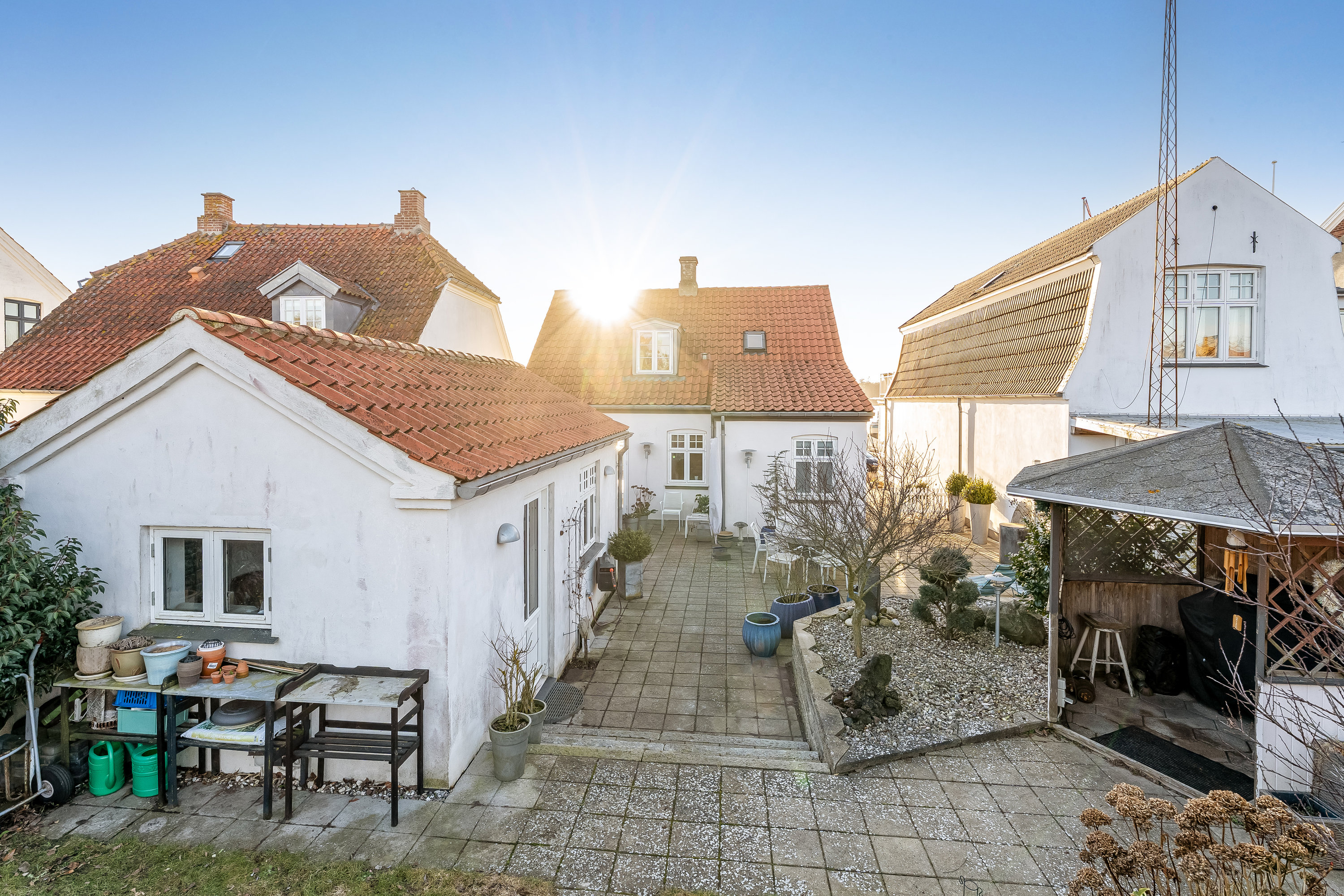 Fremhævet mastefoto billede i fuldskærmstilstand. Billede af Strandvejen 77, 4880 Nysted