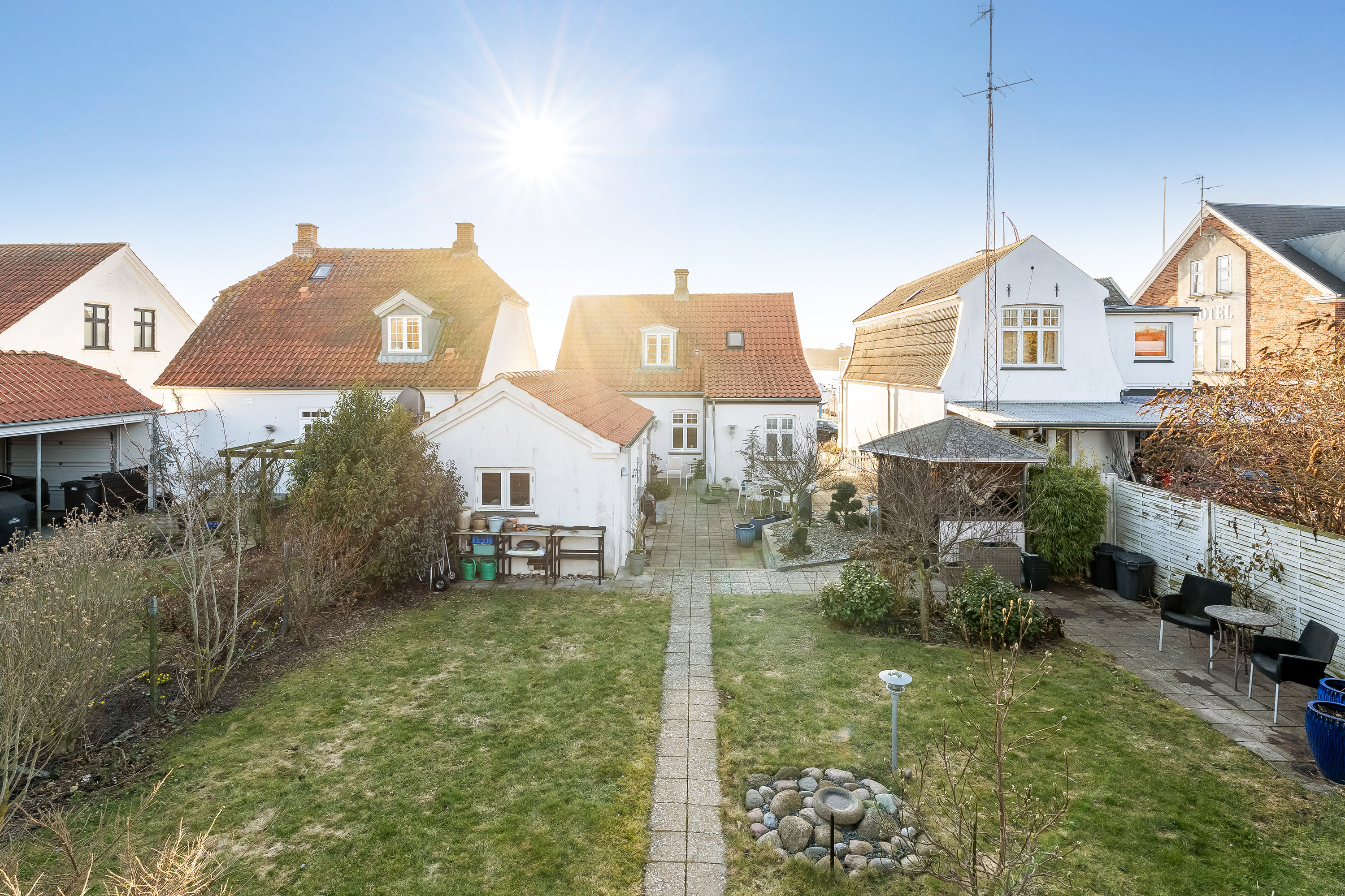 Fremhævet mastefoto billede i fuldskærmstilstand. Billede af Strandvejen 77, 4880 Nysted