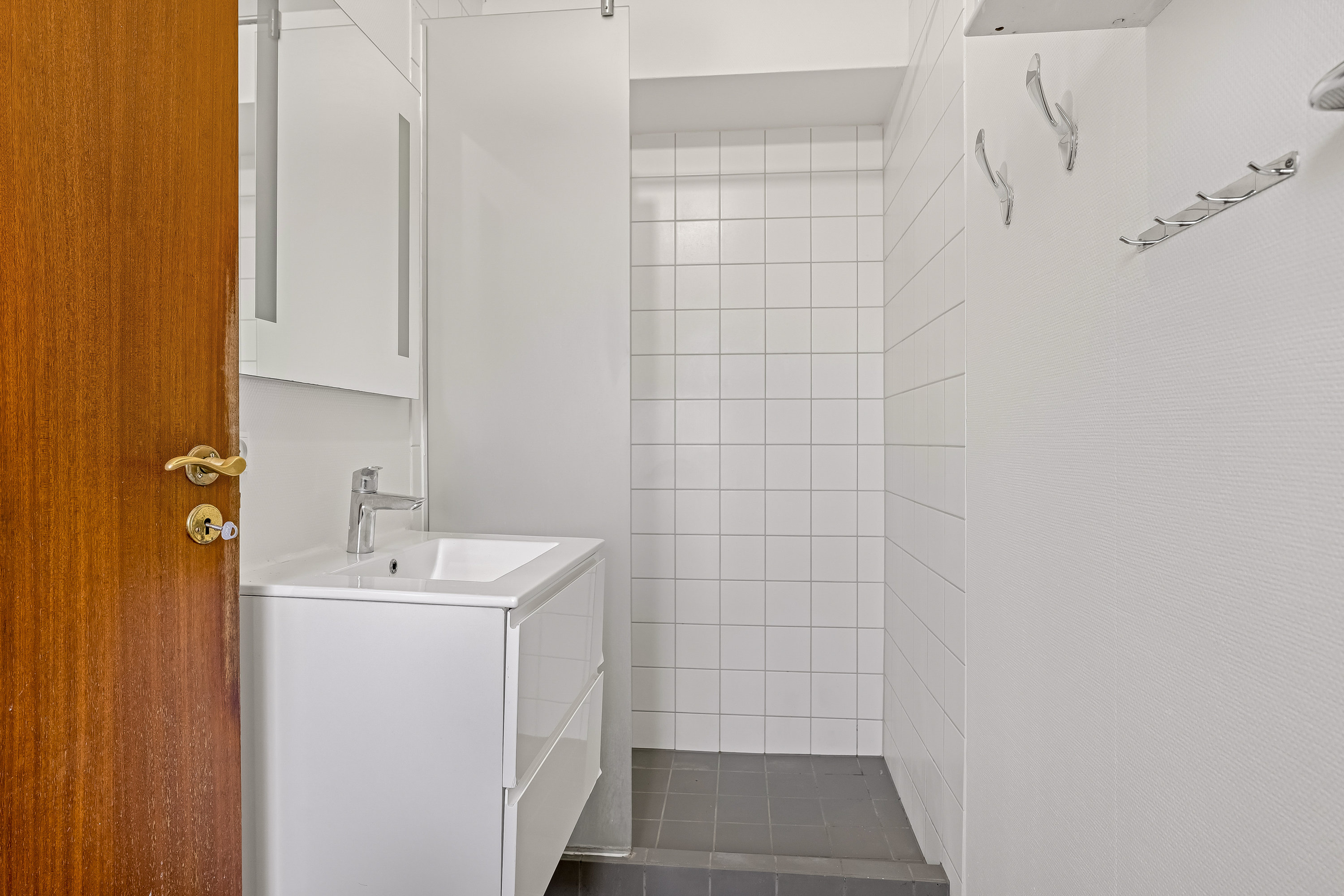 Fremhævet badeværelse billede i fuldskærmstilstand. Billede af Sundtoften 29, Sundby, 4800 Nykøbing F