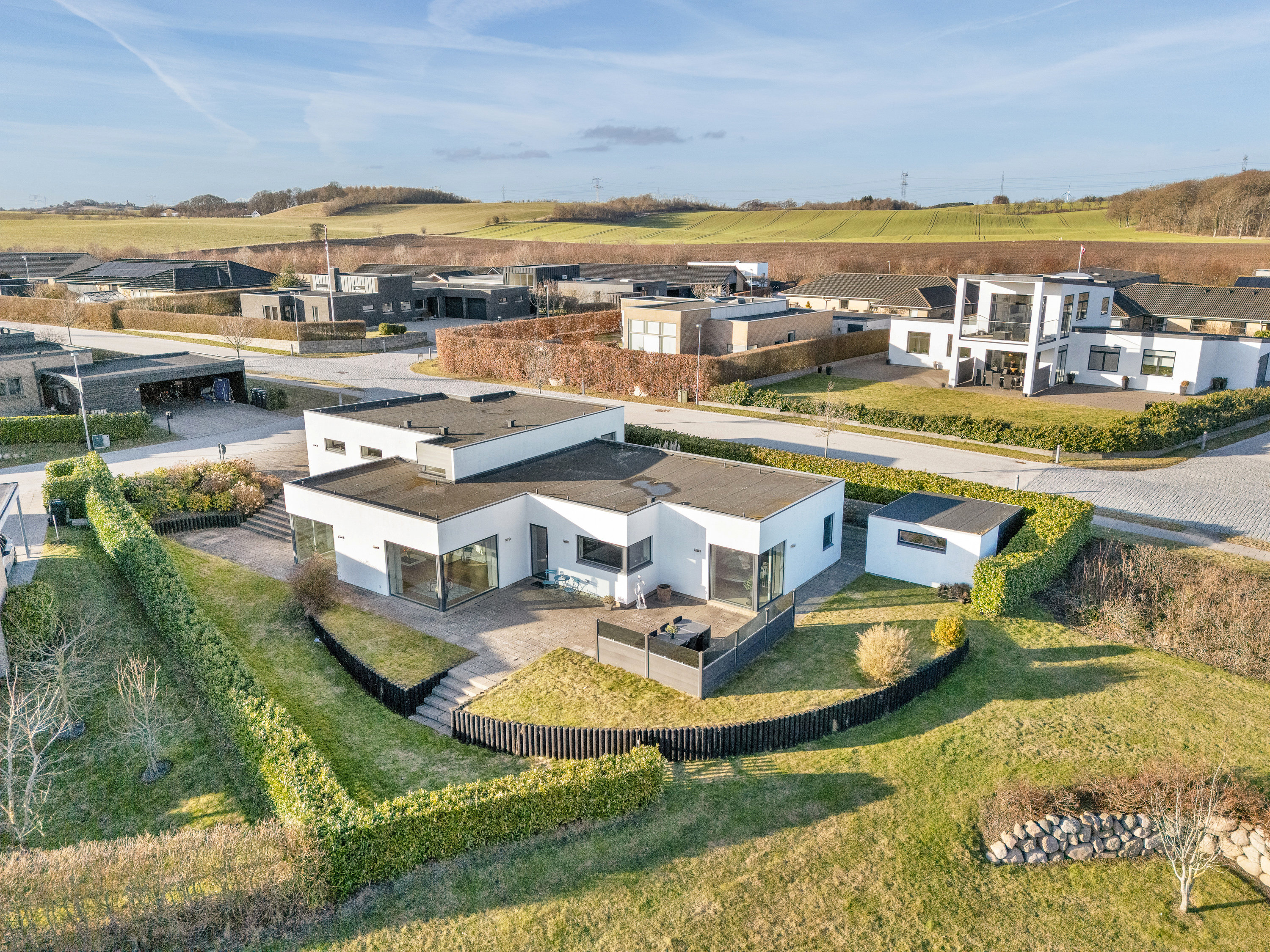 Fremhævet luftfoto billede i fuldskærmstilstand. Billede af Hybenhaven 16, 8520 Lystrup