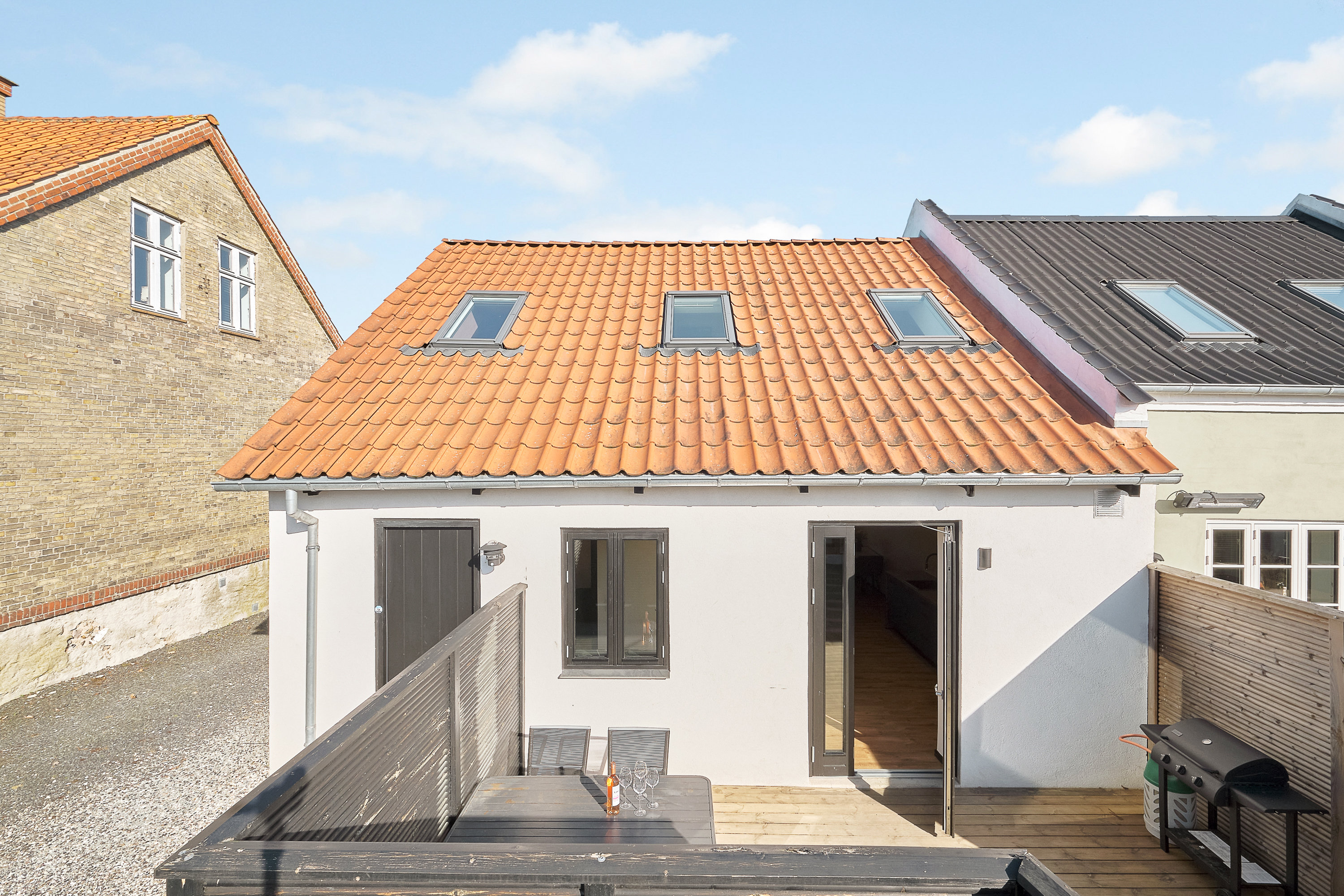 Fremhævet bag facade billede i fuldskærmstilstand. Billede af Nedergårdsvej 35, Skejby, 8200 Aarhus N