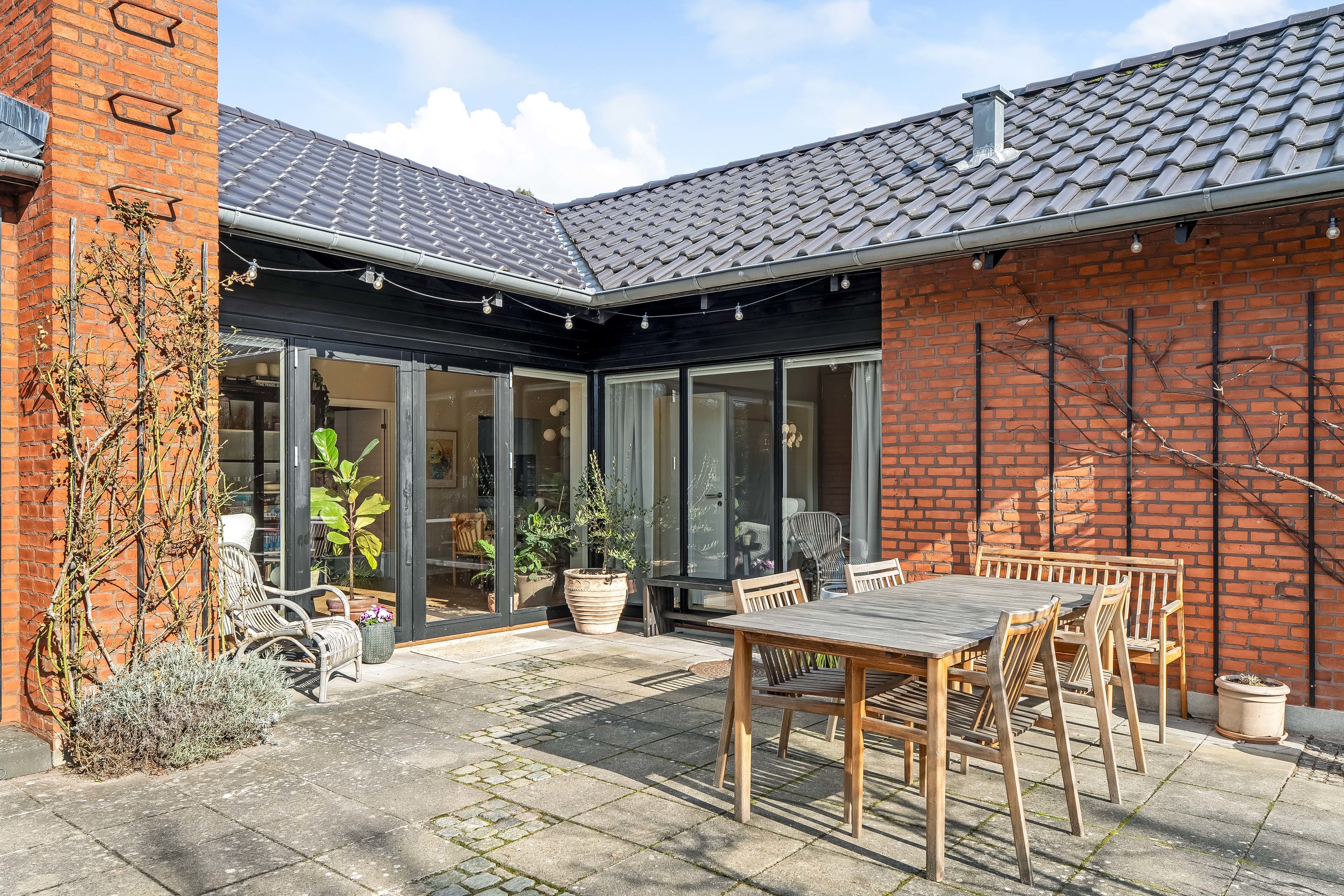 Villa: Terrasse på Hummeltoftevej 107, 2830 Virum