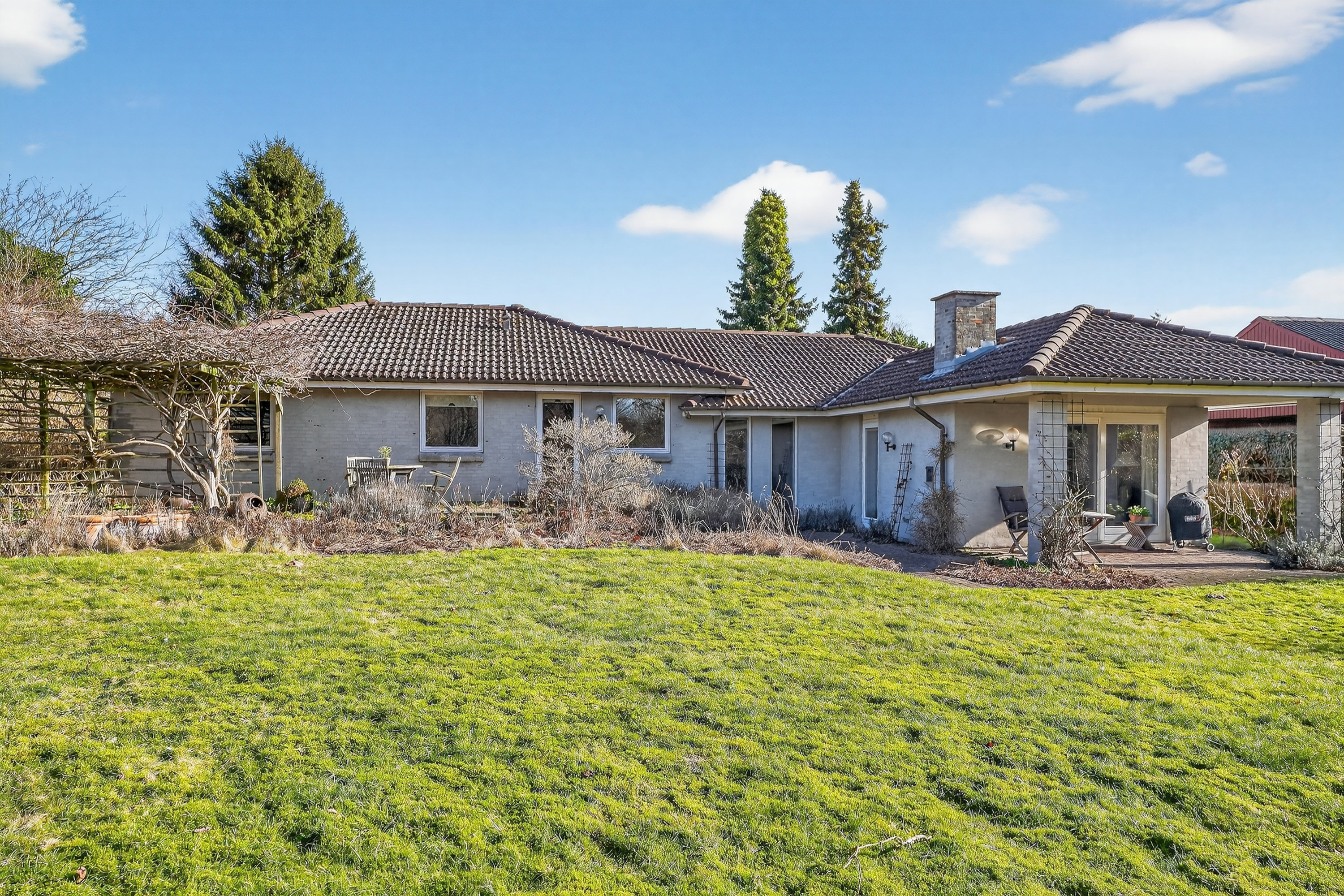 Villa: Ejendommen på Smedievej 75, 3400 Hillerød