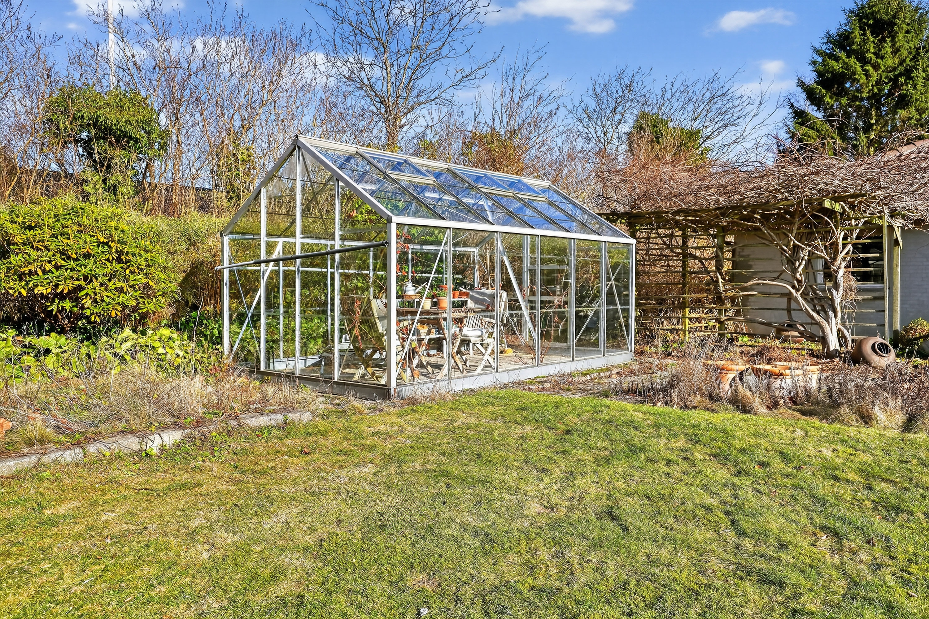 Fremhævet have billede i fuldskærmstilstand. Billede af Smedievej 75, 3400 Hillerød