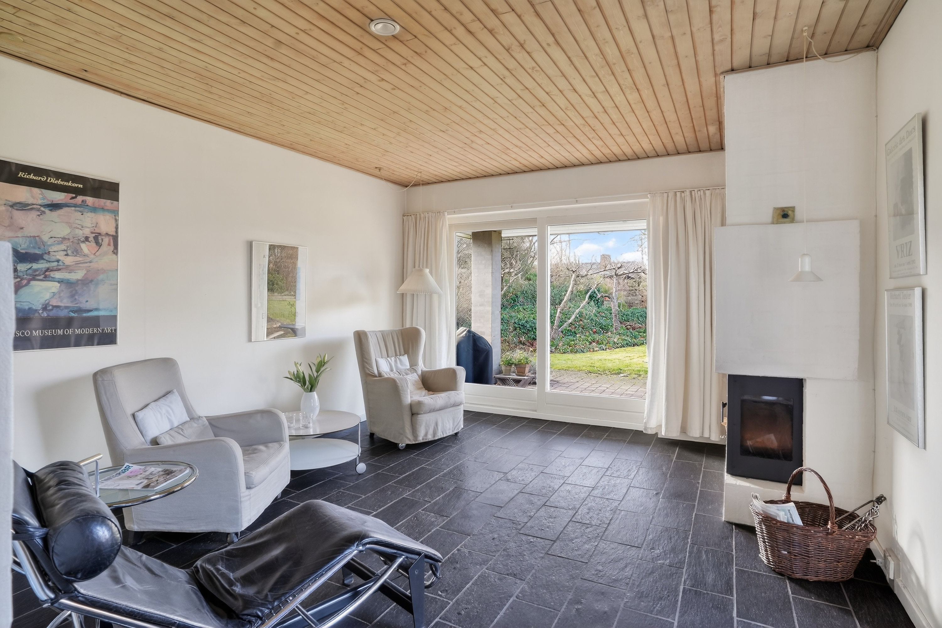 Fremhævet stue billede i fuldskærmstilstand. Billede af Smedievej 75, 3400 Hillerød