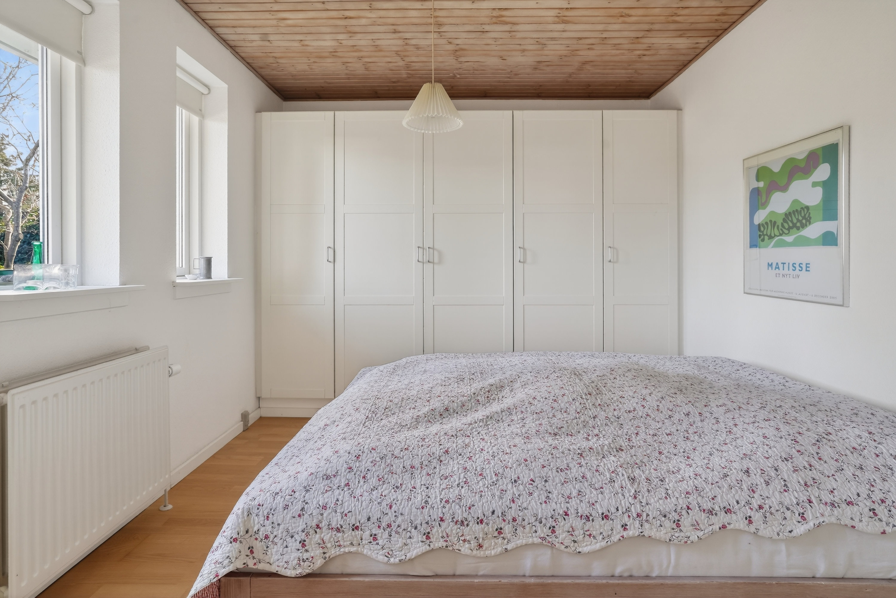 Fremhævet værelse billede i fuldskærmstilstand. Billede af Smedievej 75, 3400 Hillerød