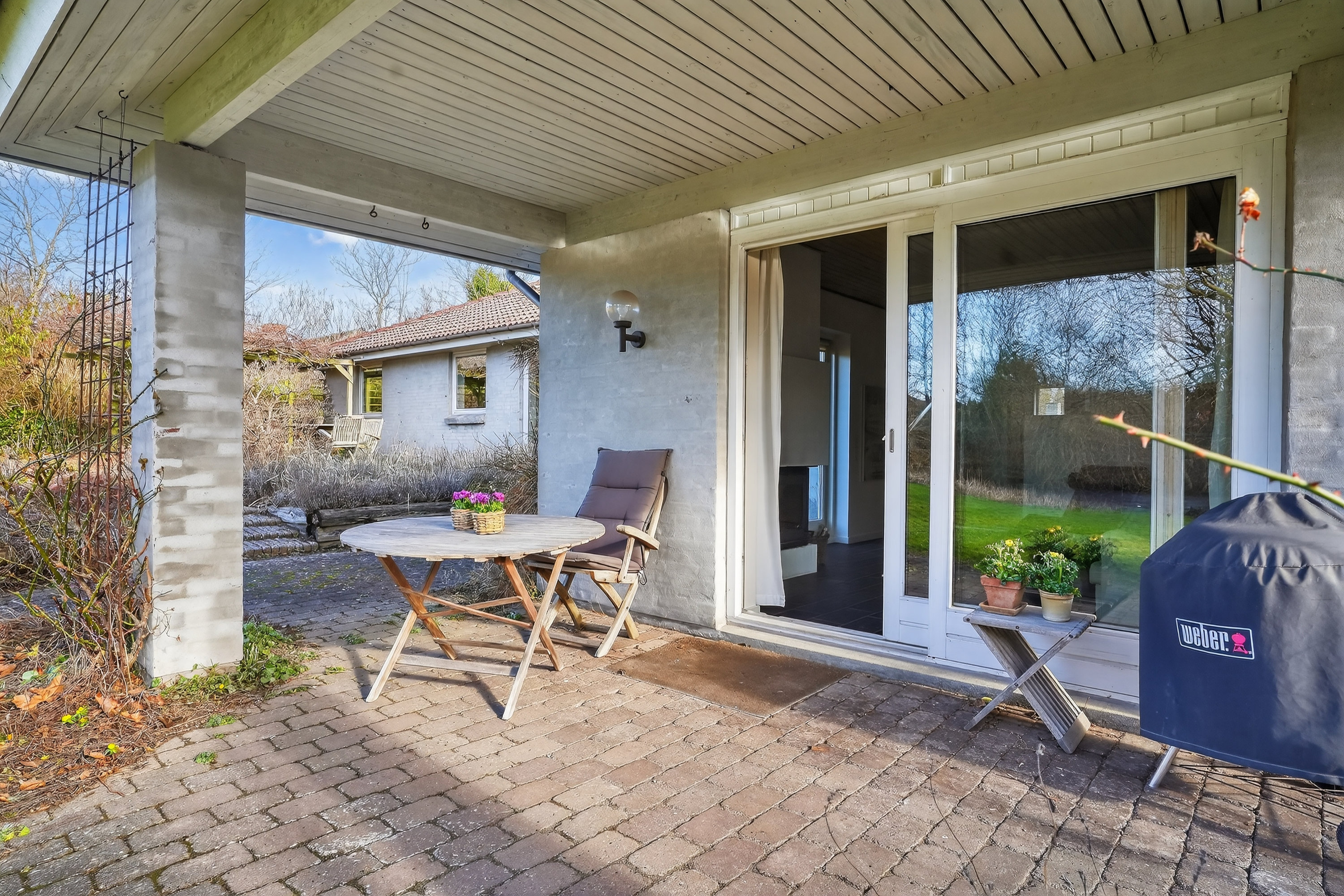 Fremhævet terrasse billede i fuldskærmstilstand. Billede af Smedievej 75, 3400 Hillerød