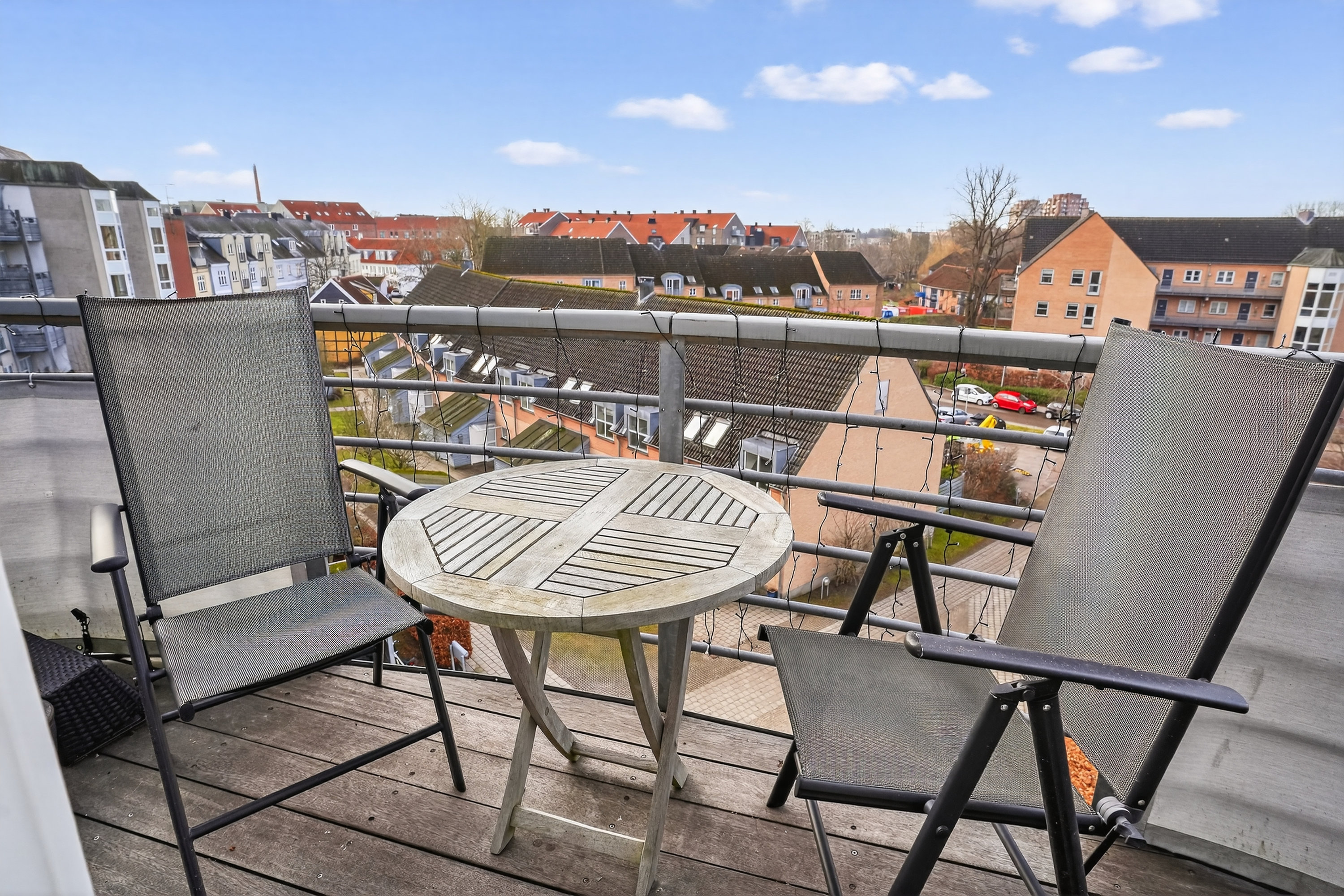 Fremhævet altan billede i fuldskærmstilstand. Billede af Frederiksværksgade 11A, 3. 13., 3400 Hillerød