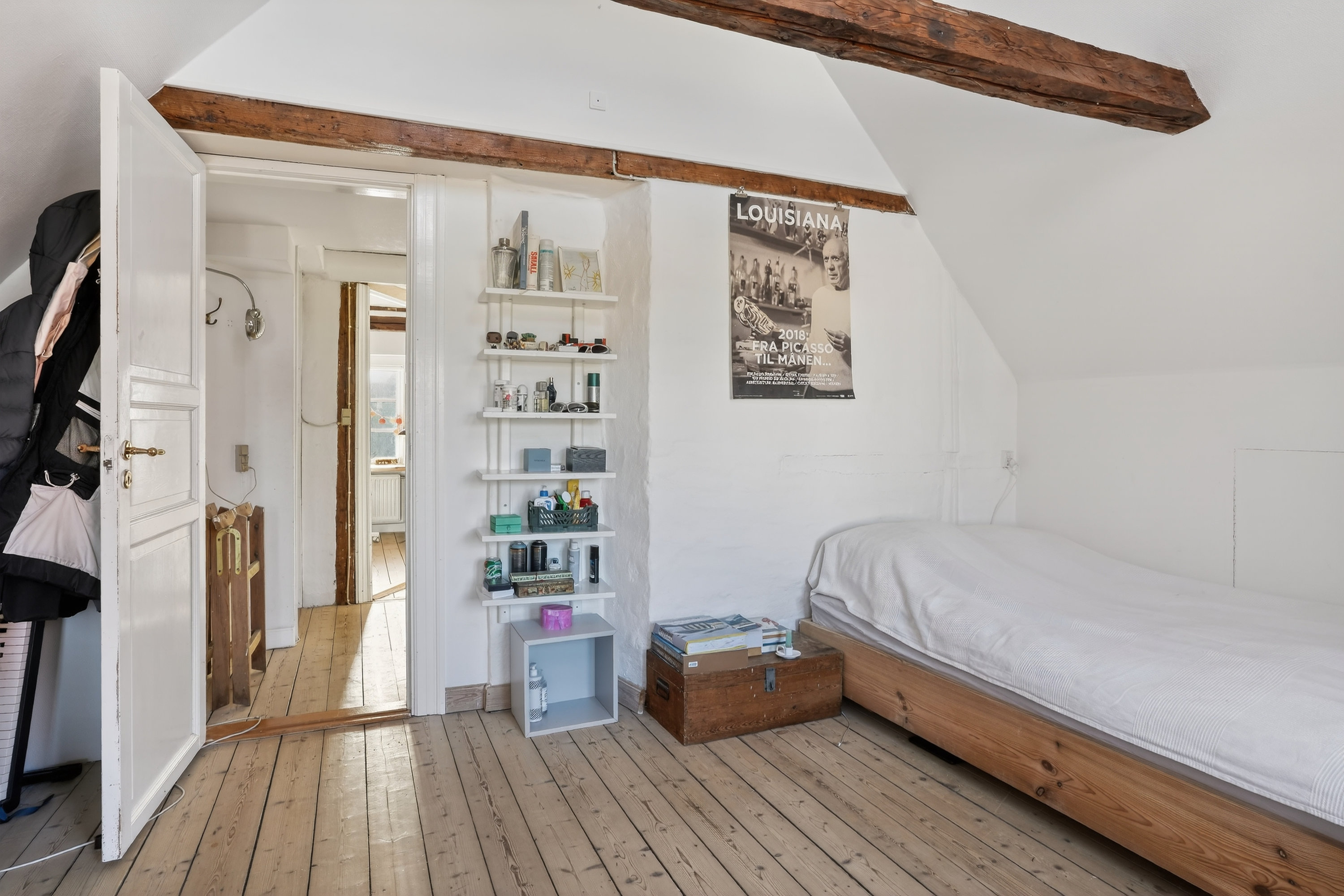 Fremhævet værelse billede i fuldskærmstilstand. Billede af Munkegade 10B, 3000 Helsingør