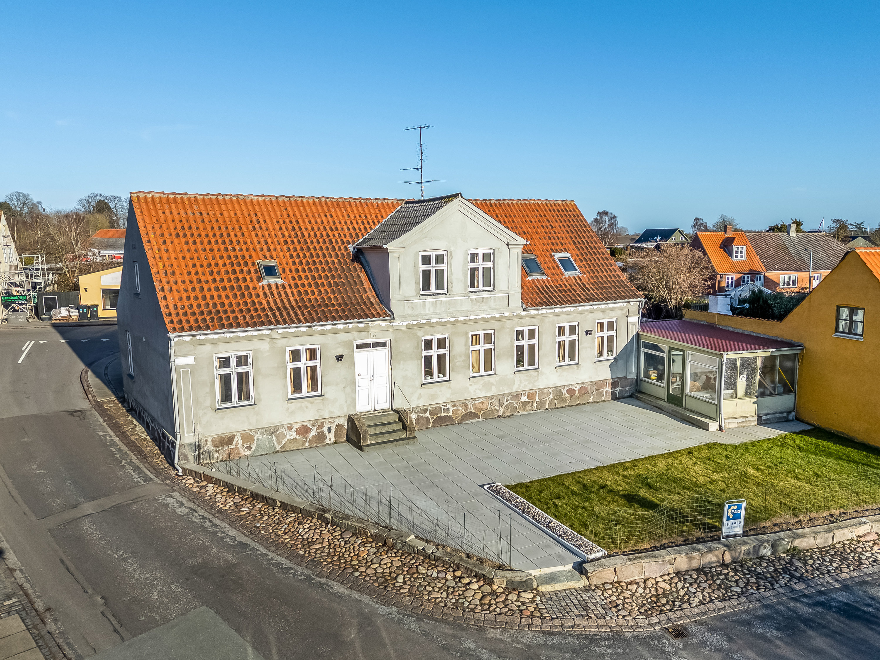 Miniaturebillede 1: facade. Billede af Gl Torv 13, 4880 Nysted