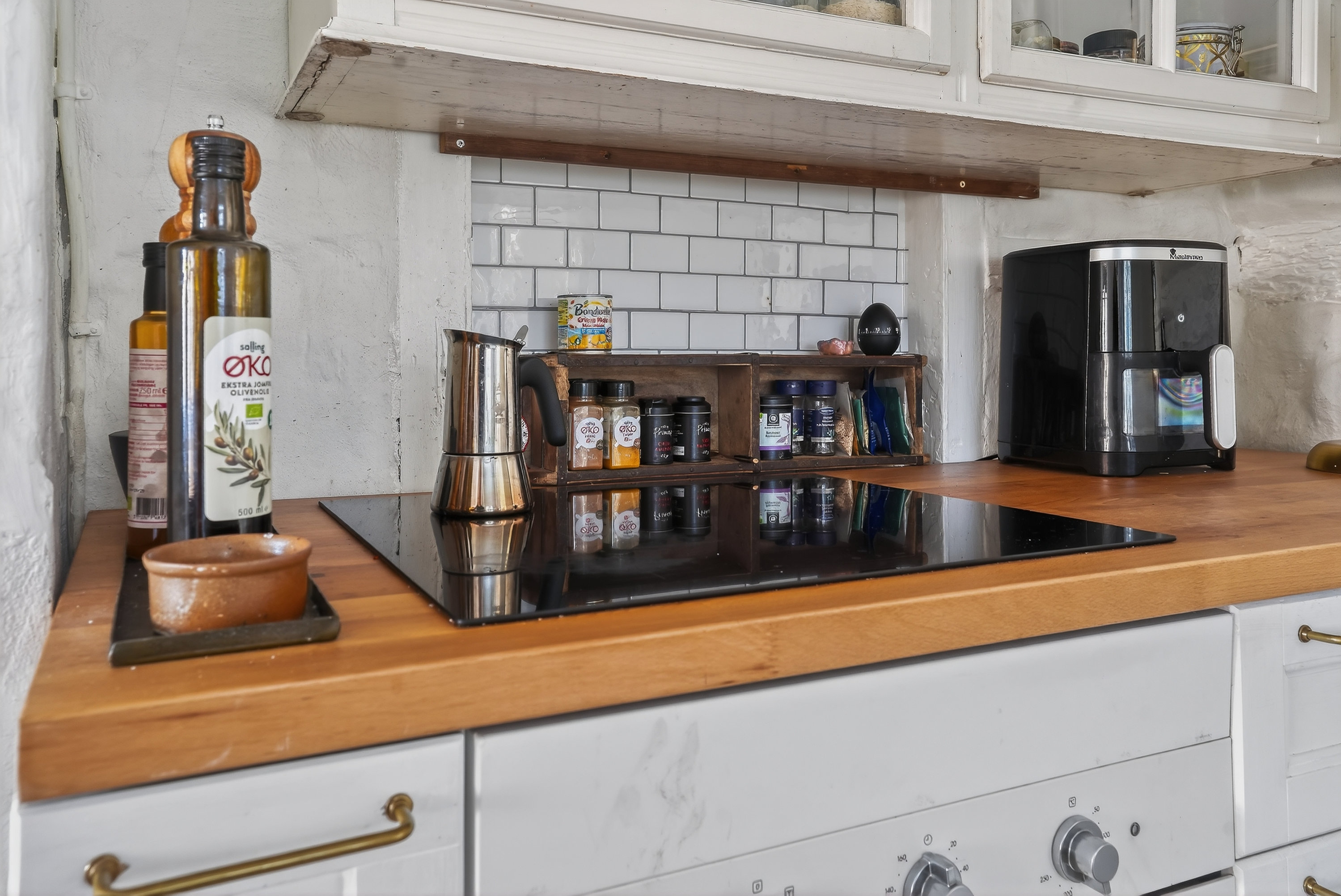 Fremhævet køkken billede i fuldskærmstilstand. Billede af Munkegade 10A, 3000 Helsingør