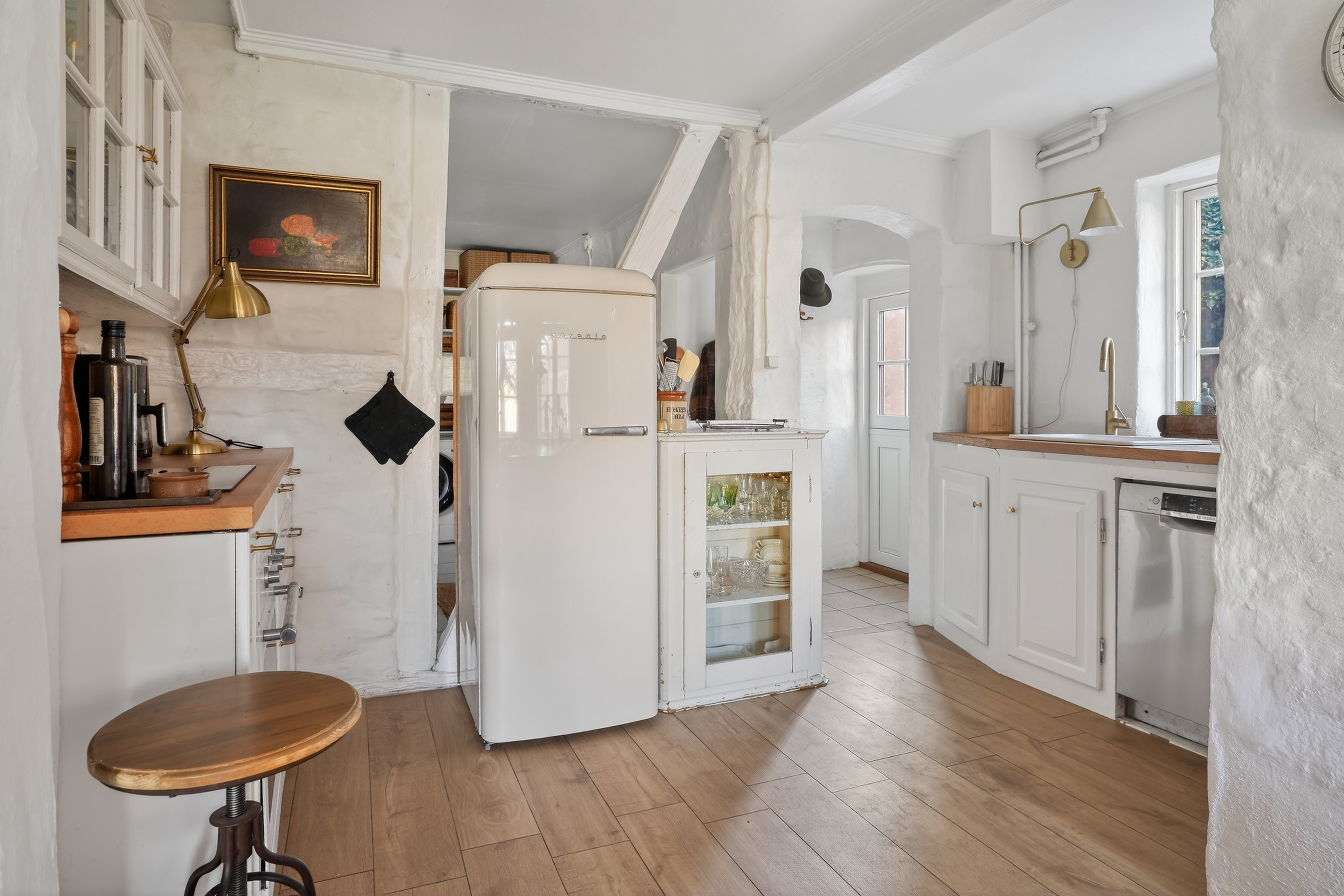 Fremhævet køkken billede i fuldskærmstilstand. Billede af Munkegade 10A, 3000 Helsingør