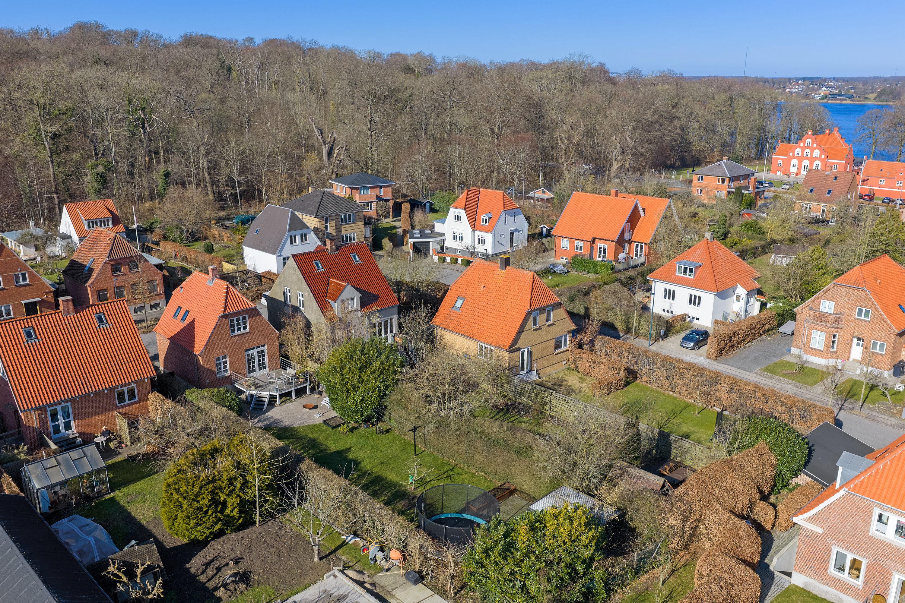 Fremhævet luftfoto billede i fuldskærmstilstand. Billede af Egevej 5, 5500 Middelfart