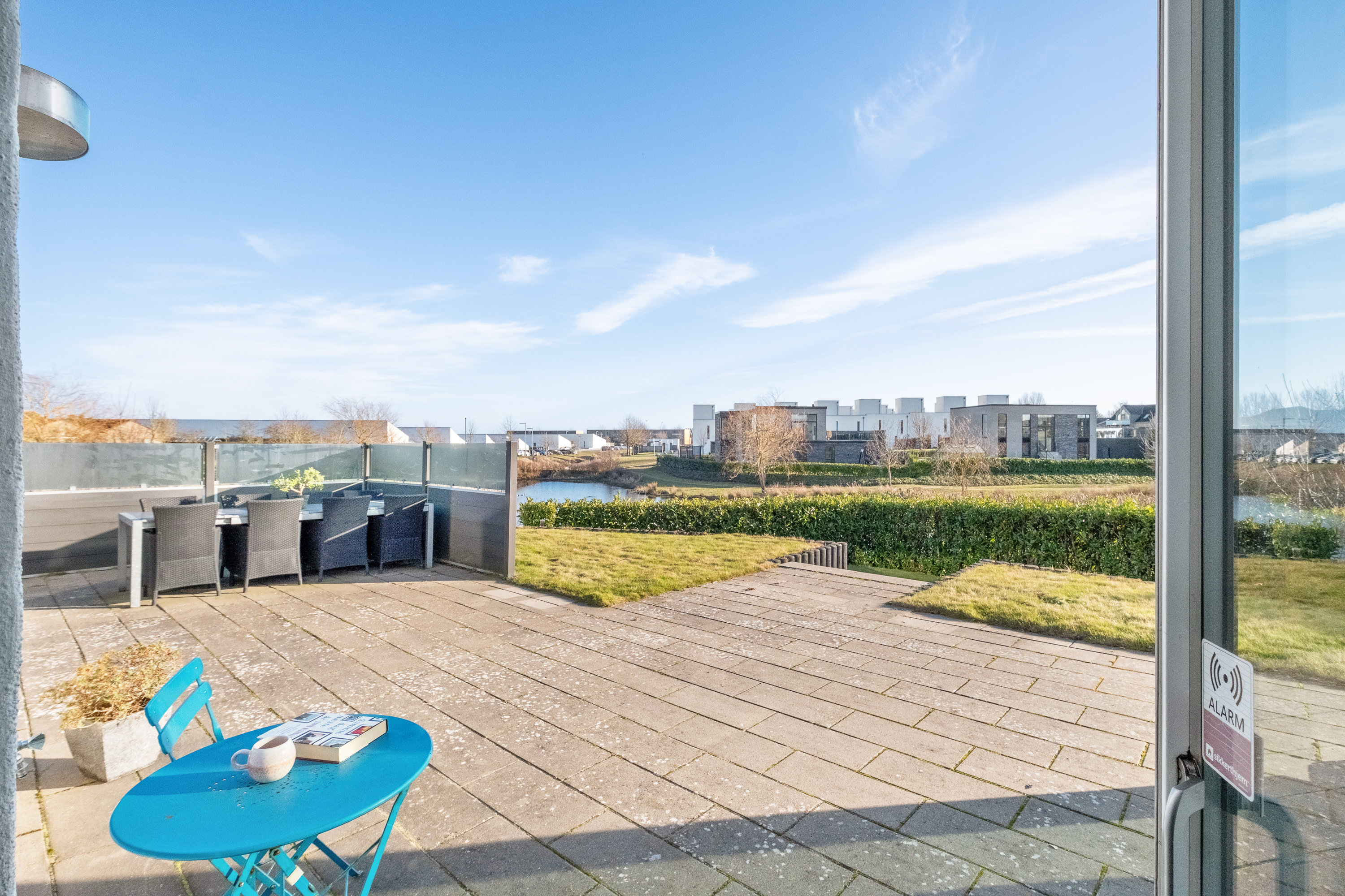 Fremhævet terrasse billede i fuldskærmstilstand. Billede af Hybenhaven 16, 8520 Lystrup