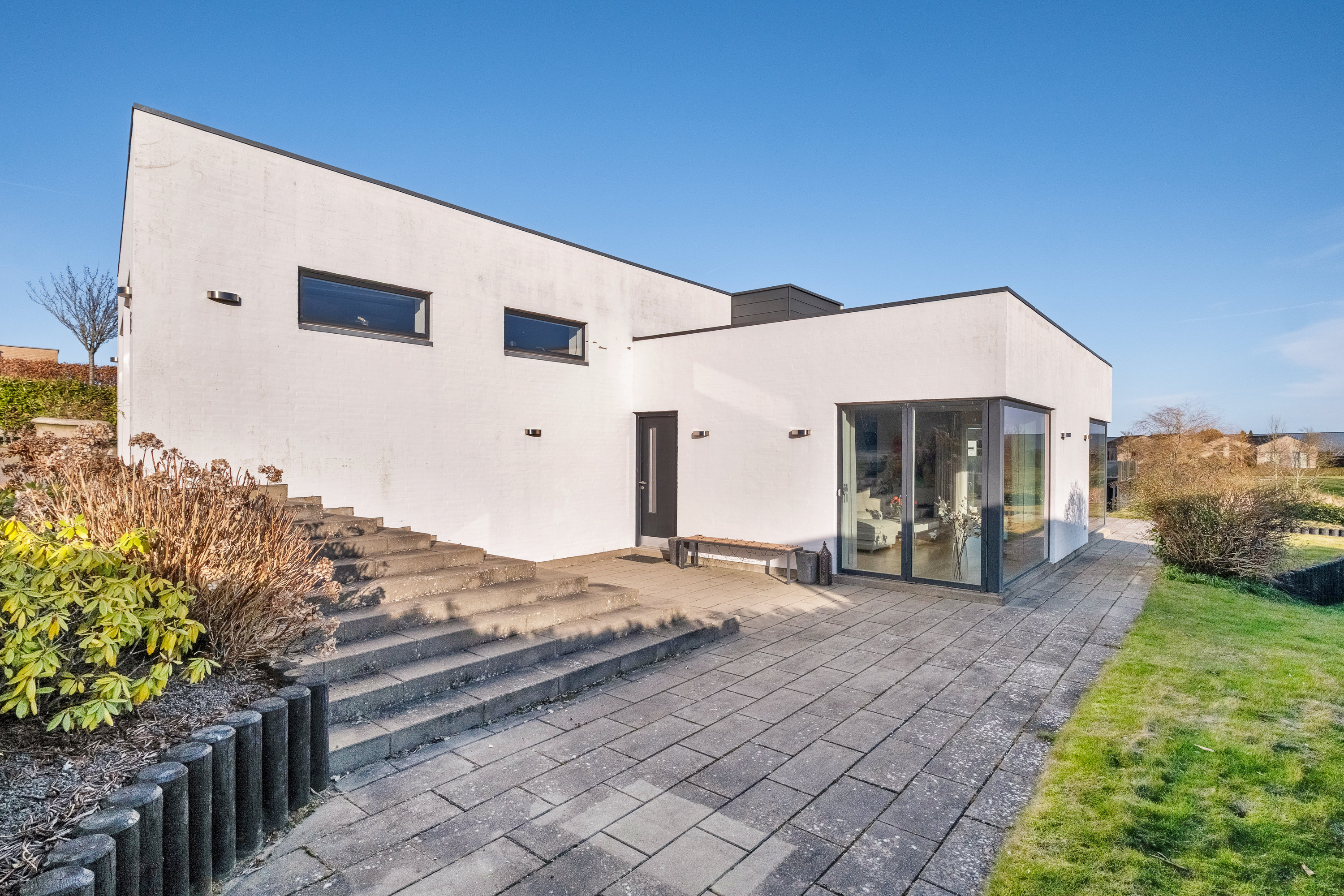 Fremhævet facade billede i fuldskærmstilstand. Billede af Hybenhaven 16, 8520 Lystrup