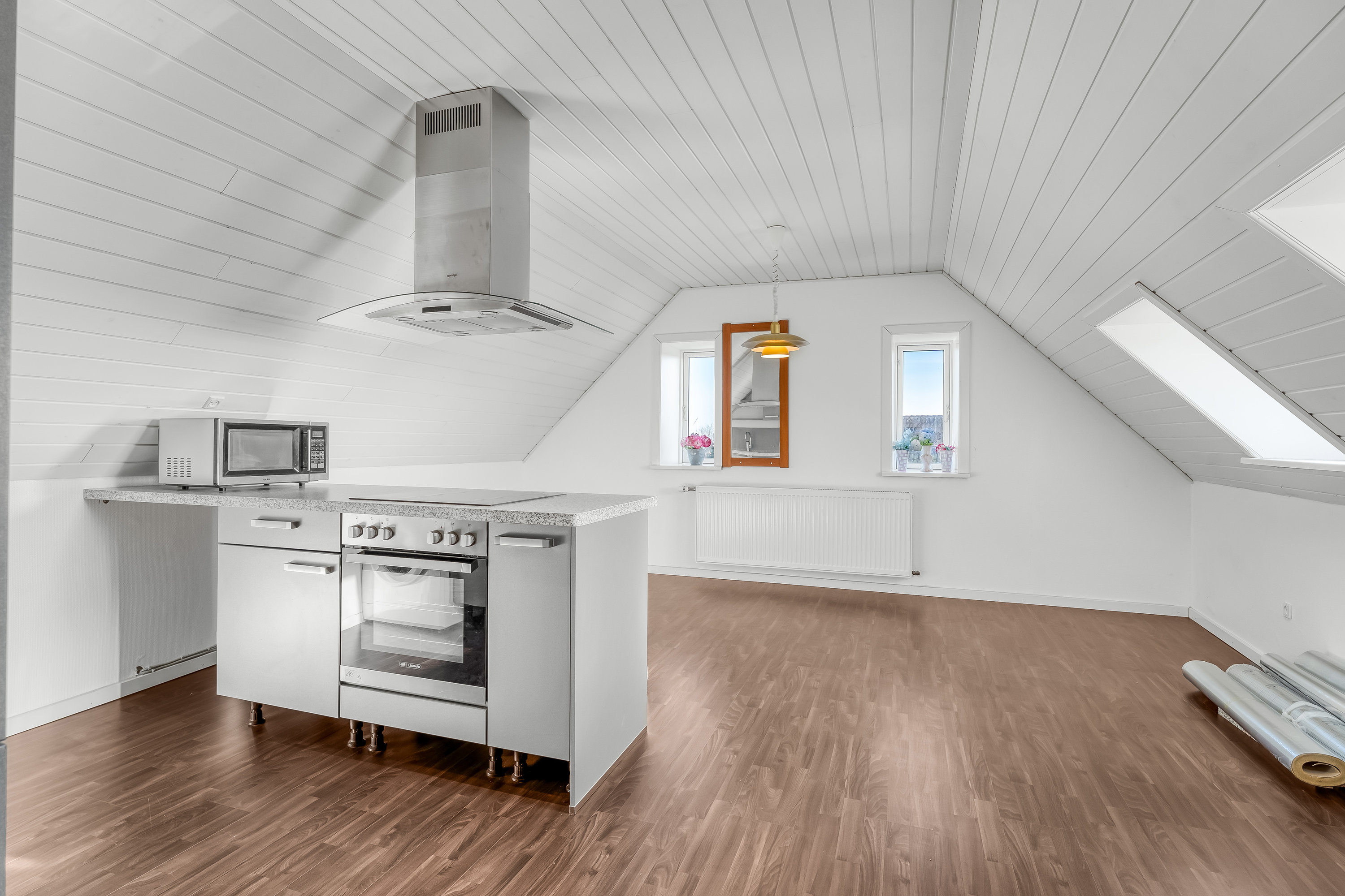 Fremhævet køkken billede i fuldskærmstilstand. Billede af Gl Torv 13, 4880 Nysted