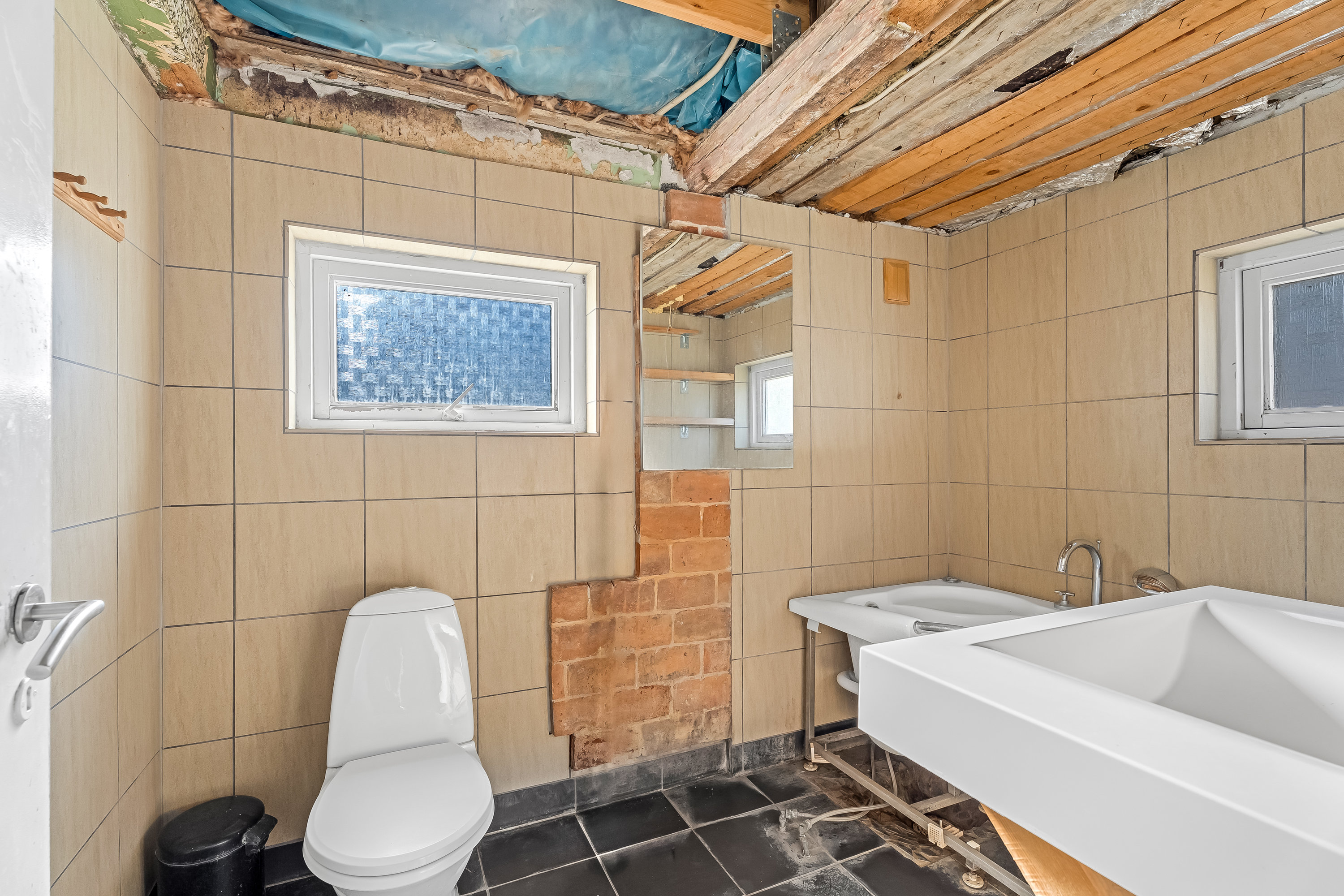 Fremhævet badeværelse billede i fuldskærmstilstand. Billede af Hestehavevej 5, 4983 Dannemare