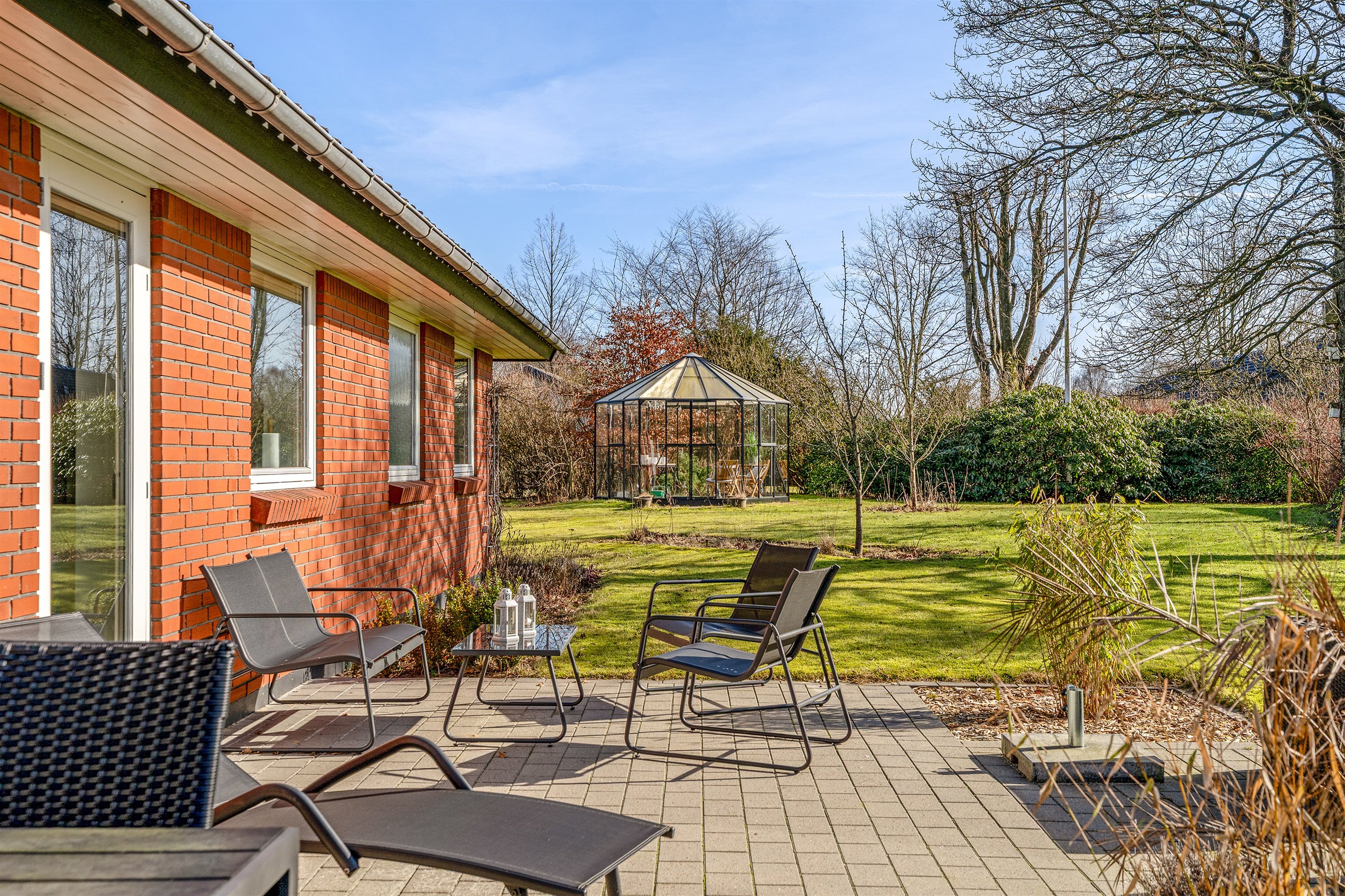 Fremhævet terrasse billede i fuldskærmstilstand. Billede af Mølleparken 336, 7190 Billund