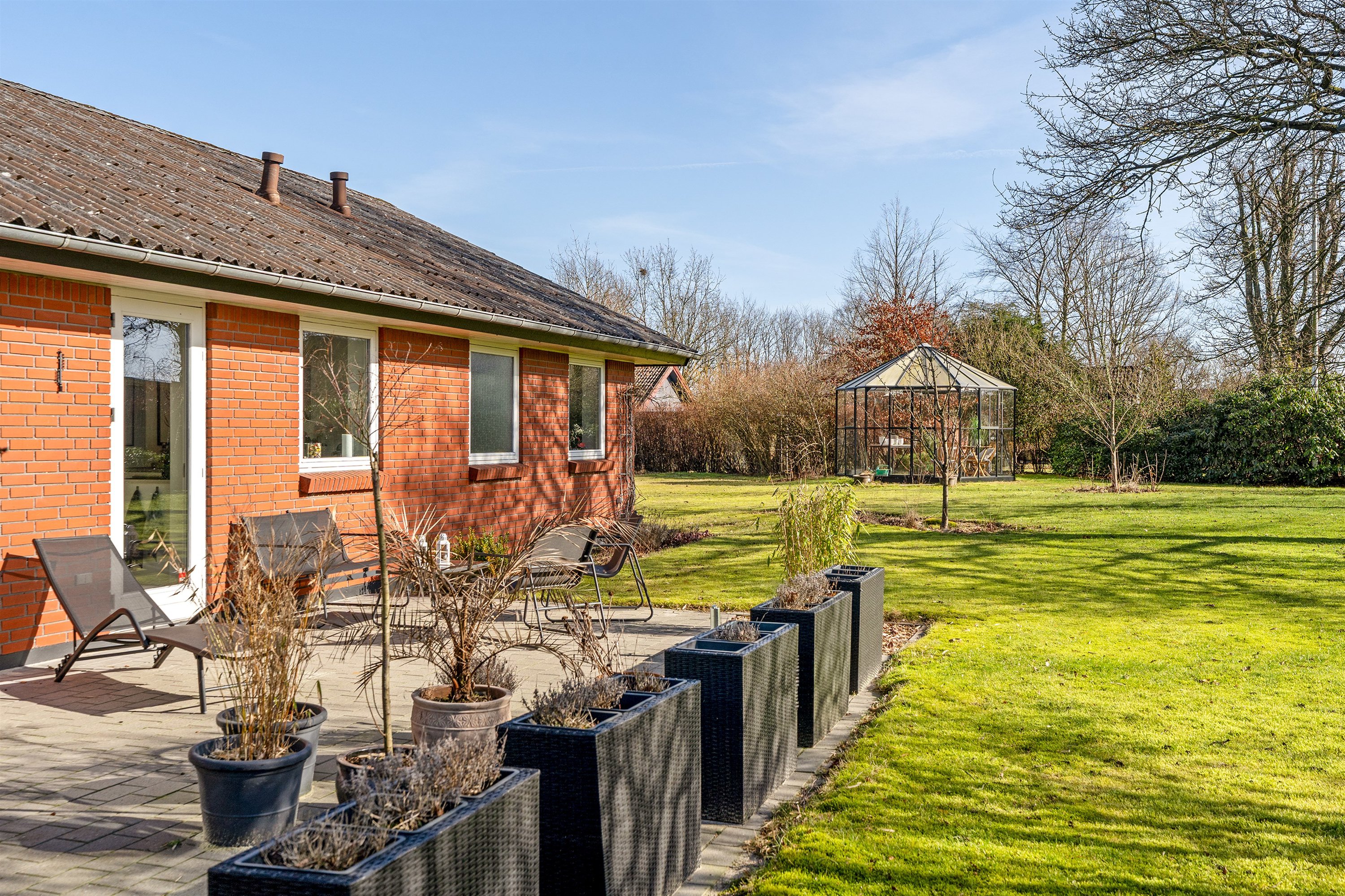 Fremhævet terrasse billede i fuldskærmstilstand. Billede af Mølleparken 336, 7190 Billund