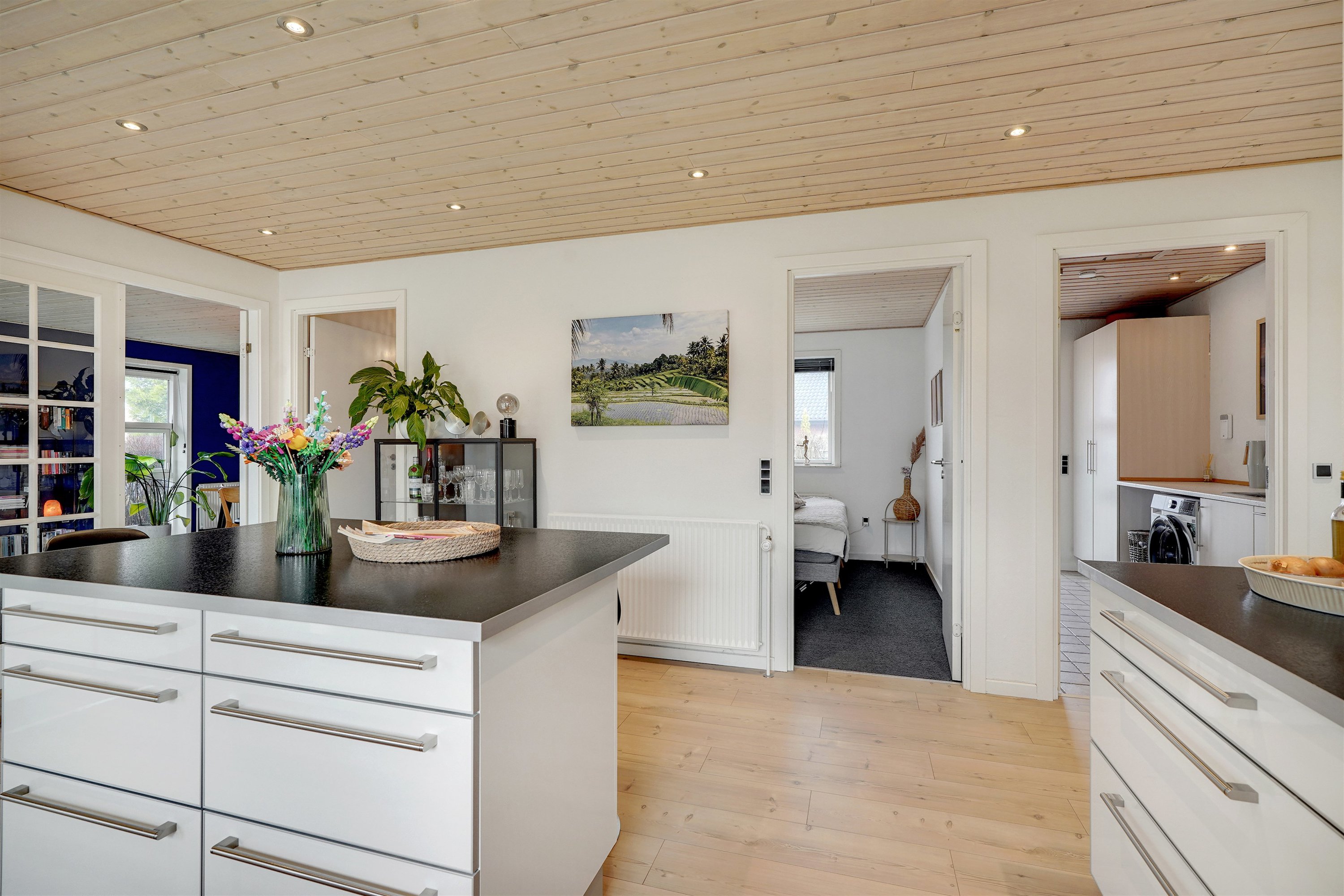 Fremhævet køkken billede i fuldskærmstilstand. Billede af Mølleparken 336, 7190 Billund