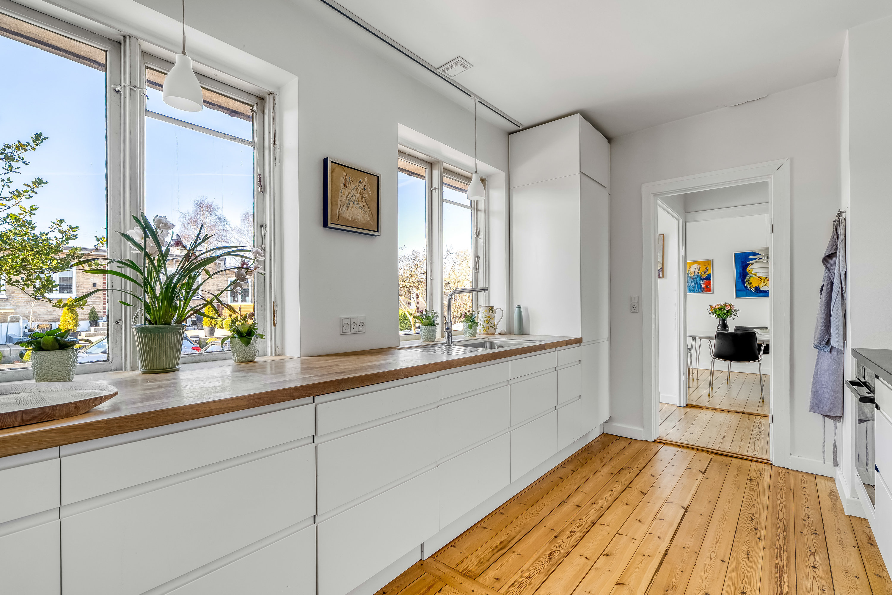 Fremhævet køkken billede i fuldskærmstilstand. Billede af Birkevang 46, 2830 Virum