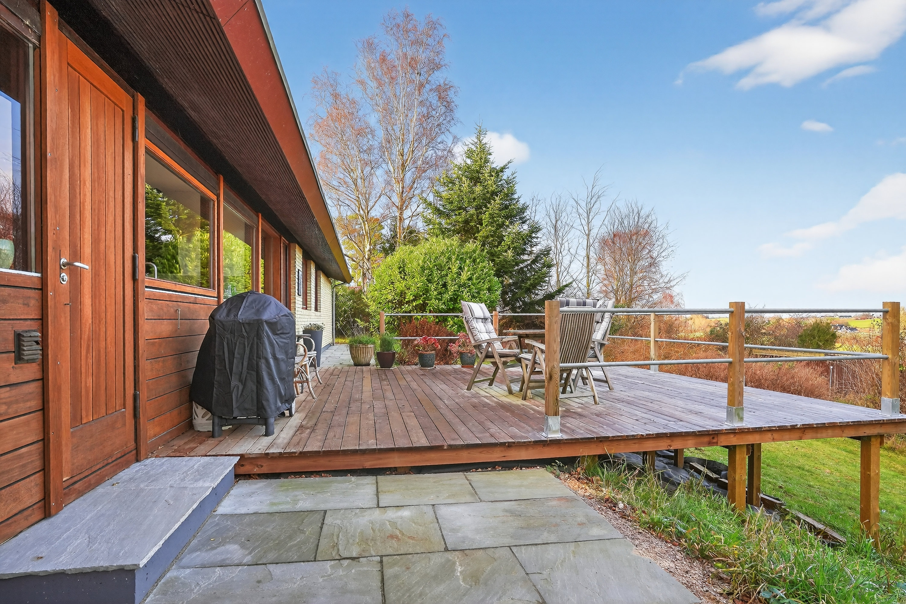 Fremhævet terrasse billede i fuldskærmstilstand. Billede af Møllebjergvej 26, Ramløse, 3200 Helsinge