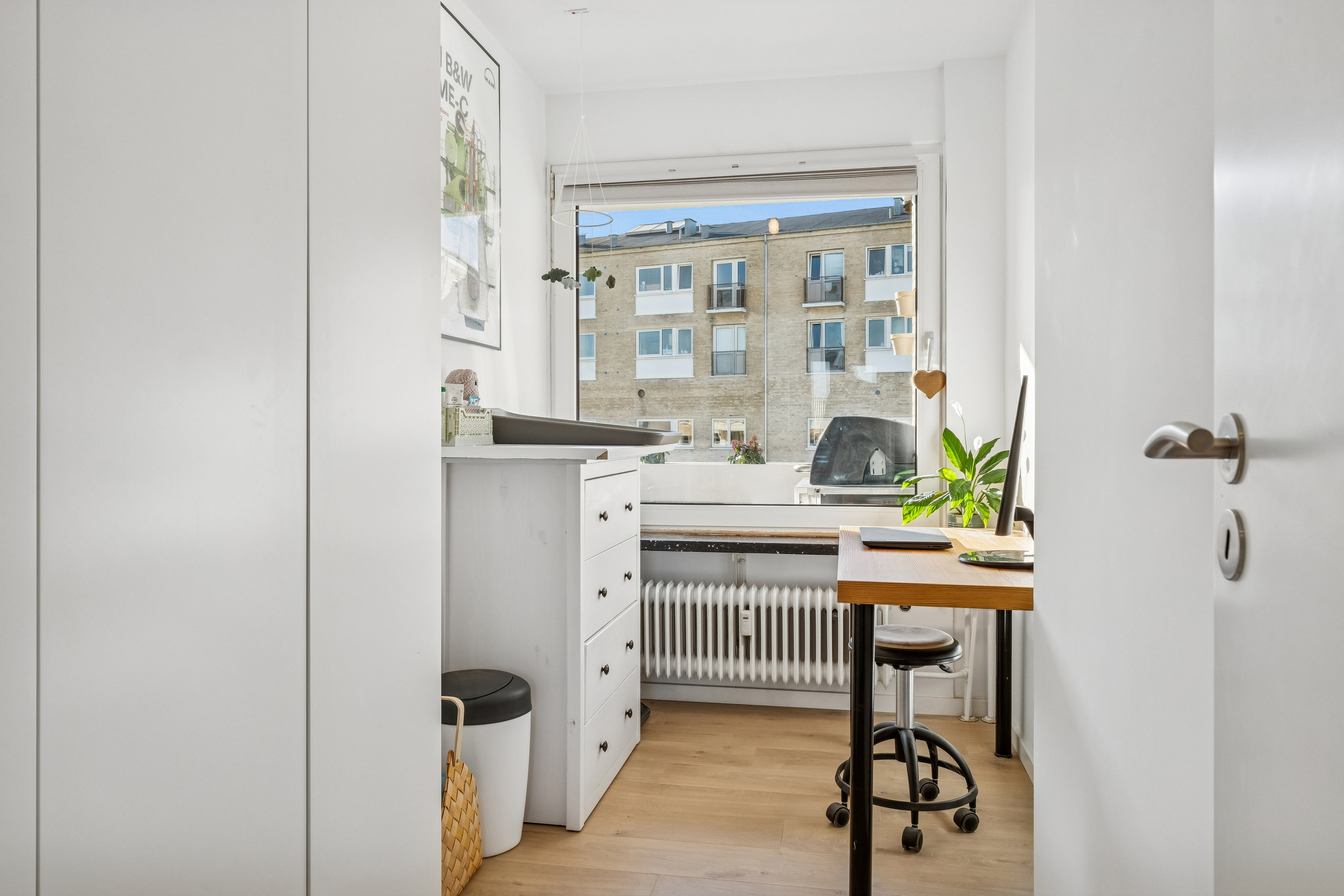 Fremhævet værelse billede i fuldskærmstilstand. Billede af Provstejorden 6, 1. th., 9000 Aalborg