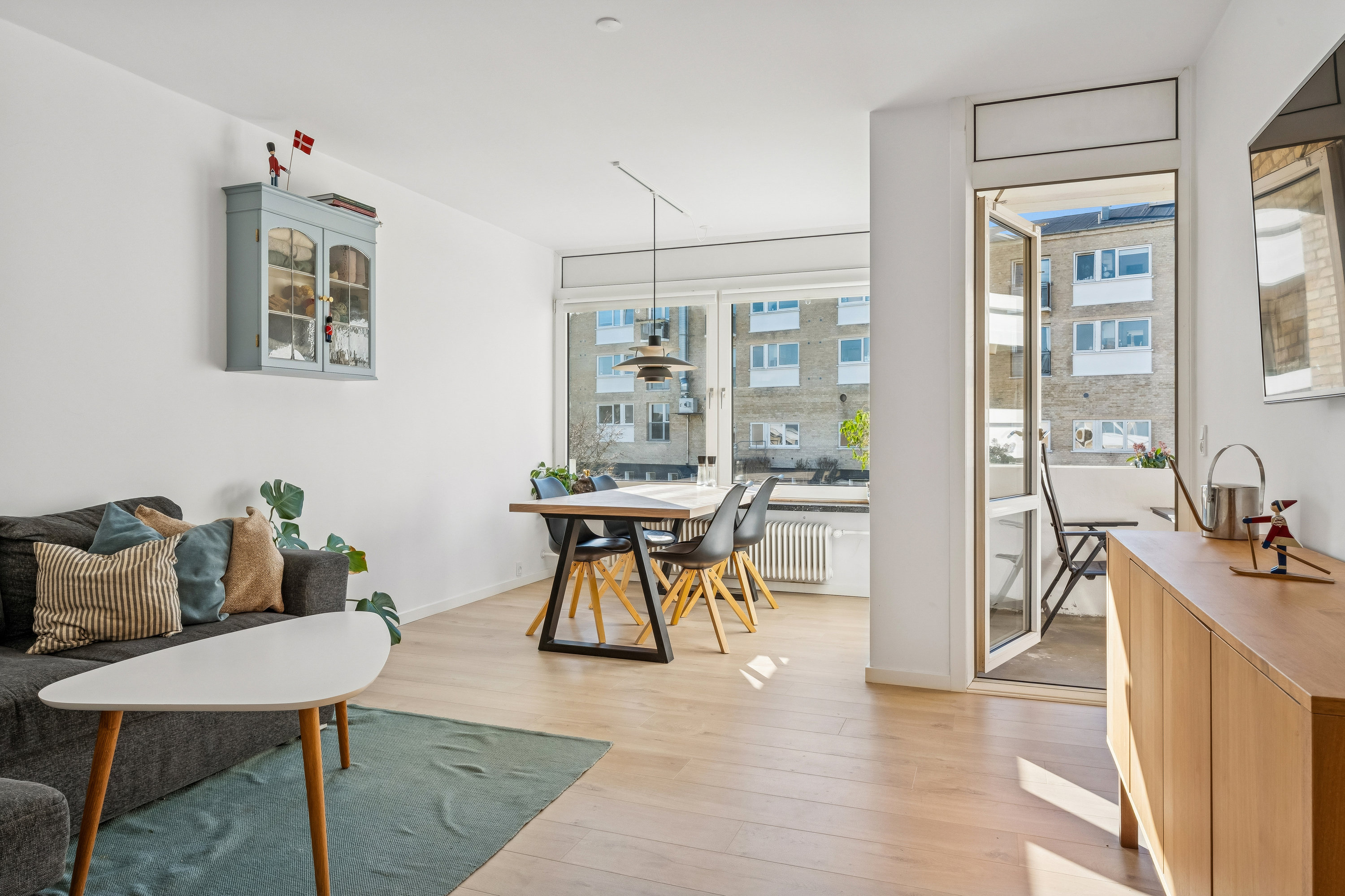 Fremhævet stue billede i fuldskærmstilstand. Billede af Provstejorden 6, 1. th., 9000 Aalborg