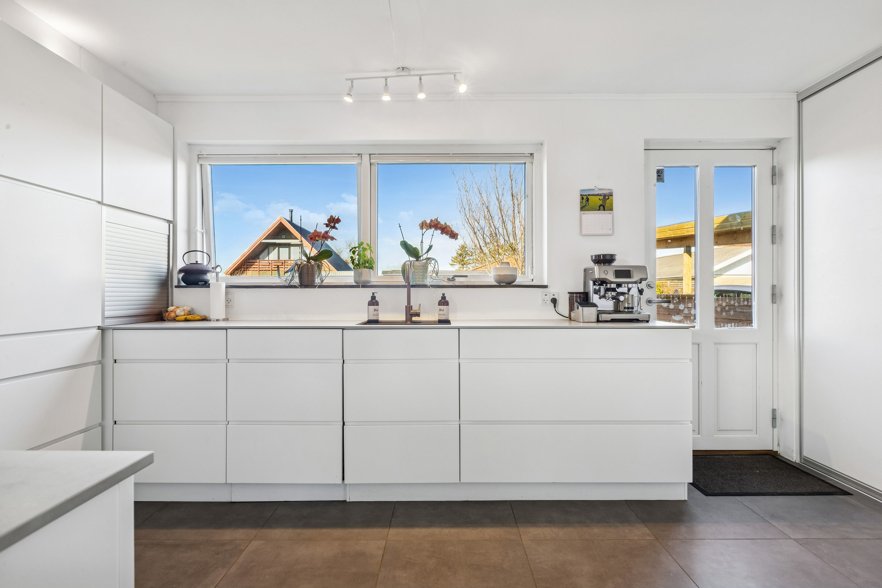 Fremhævet køkken billede i fuldskærmstilstand. Billede af Alkmaar Alle 23, 2791 Dragør