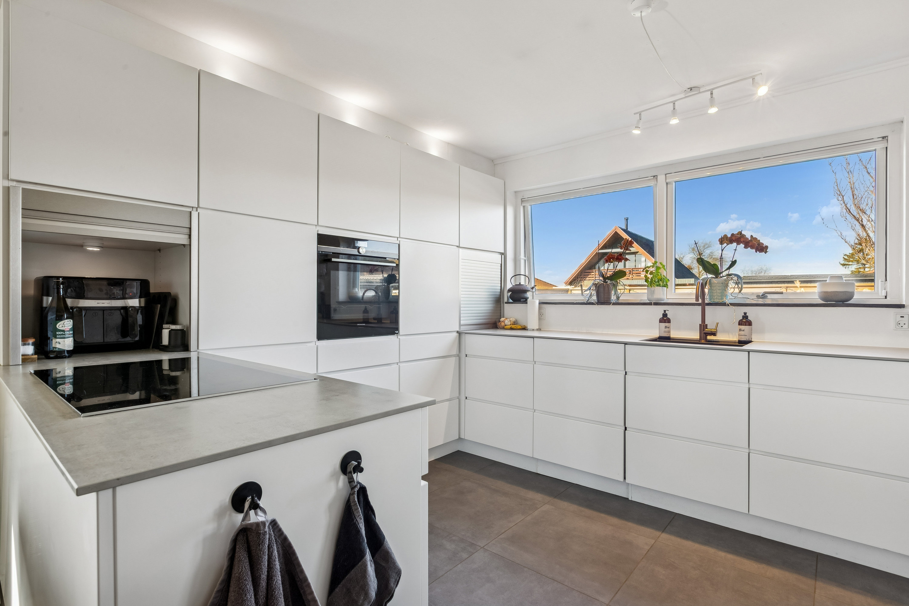 Fremhævet køkken billede i fuldskærmstilstand. Billede af Alkmaar Alle 23, 2791 Dragør