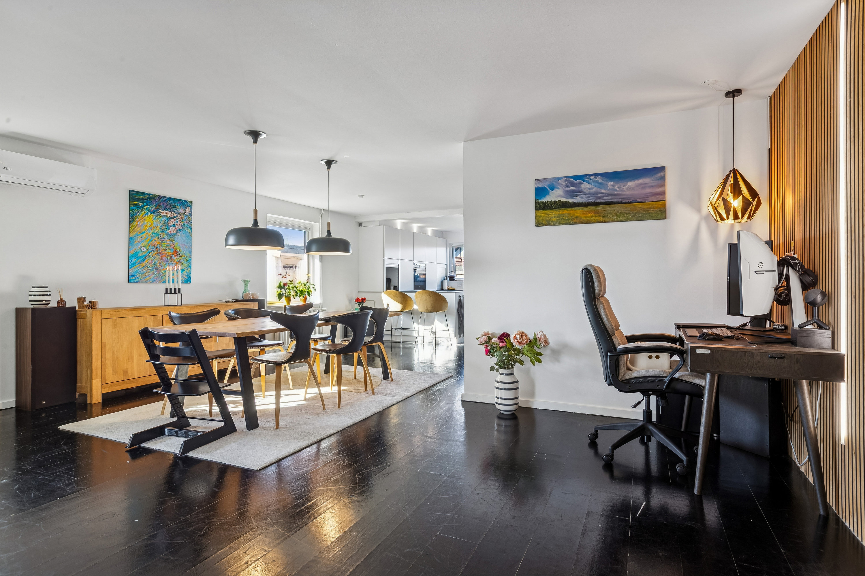 Fremhævet stue billede i fuldskærmstilstand. Billede af Alkmaar Alle 23, 2791 Dragør