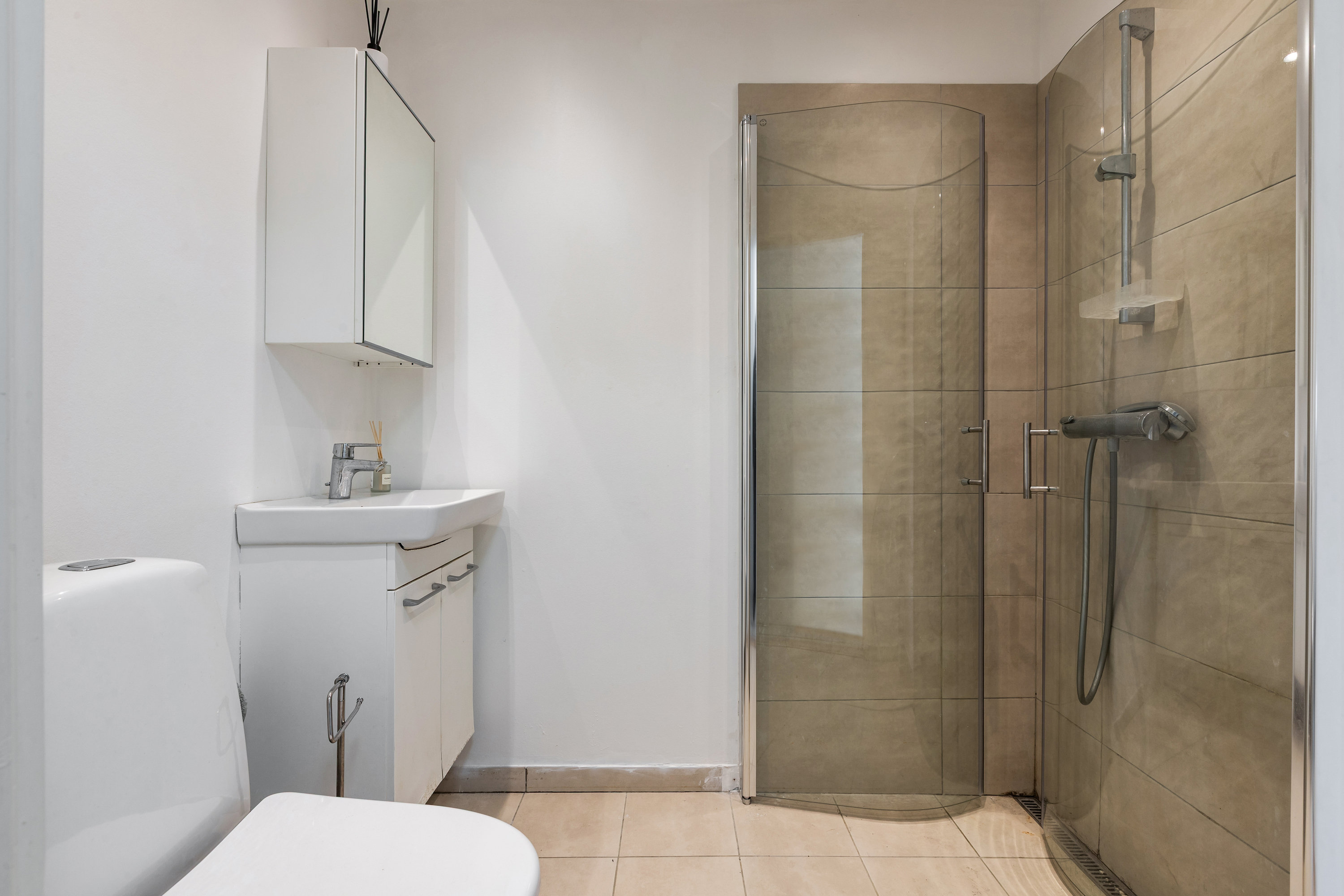 Fremhævet badeværelse billede i fuldskærmstilstand. Billede af Malden Alle 12, 2791 Dragør