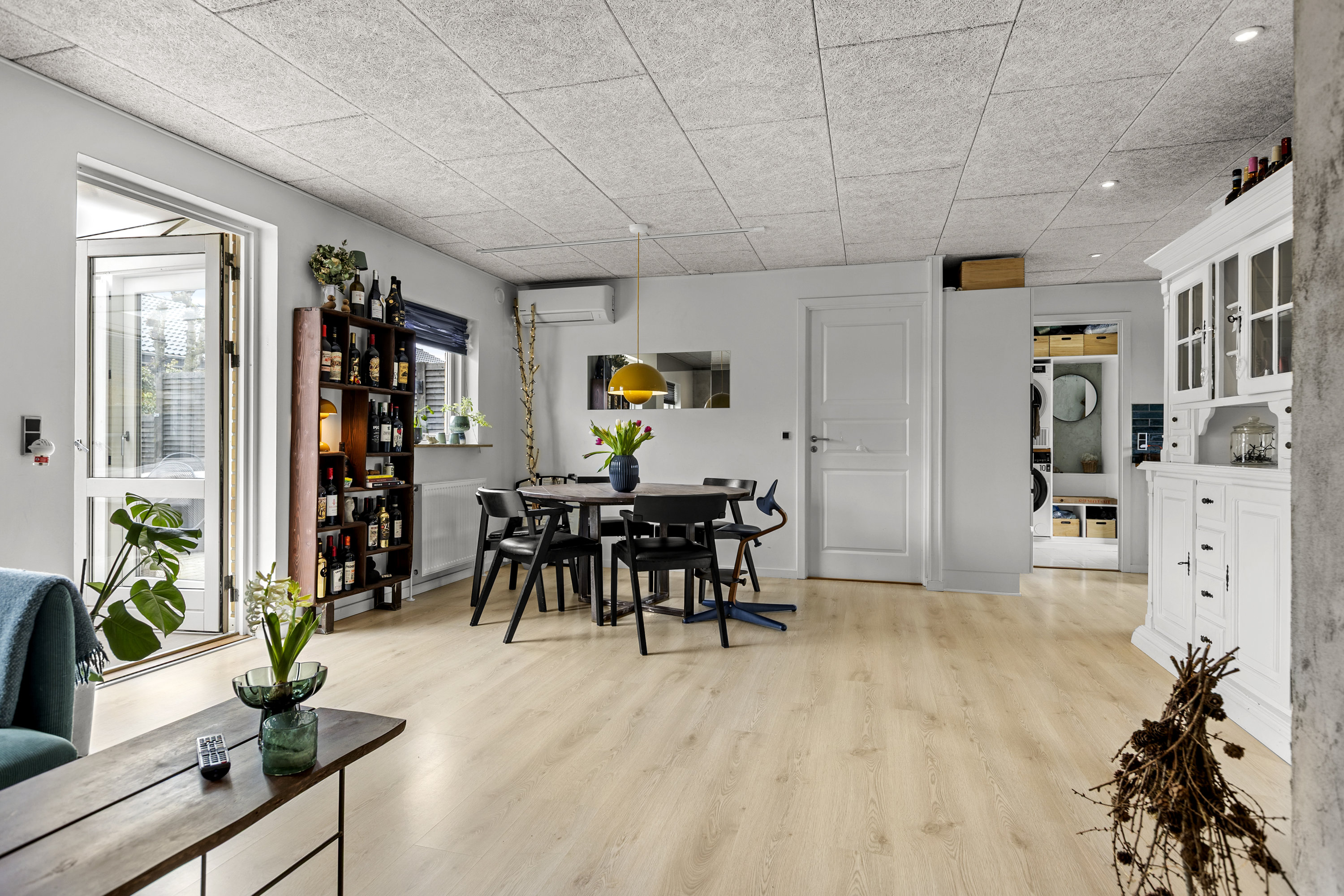 Fremhævet stue billede i fuldskærmstilstand. Billede af Krakasvej 7, 4200 Slagelse