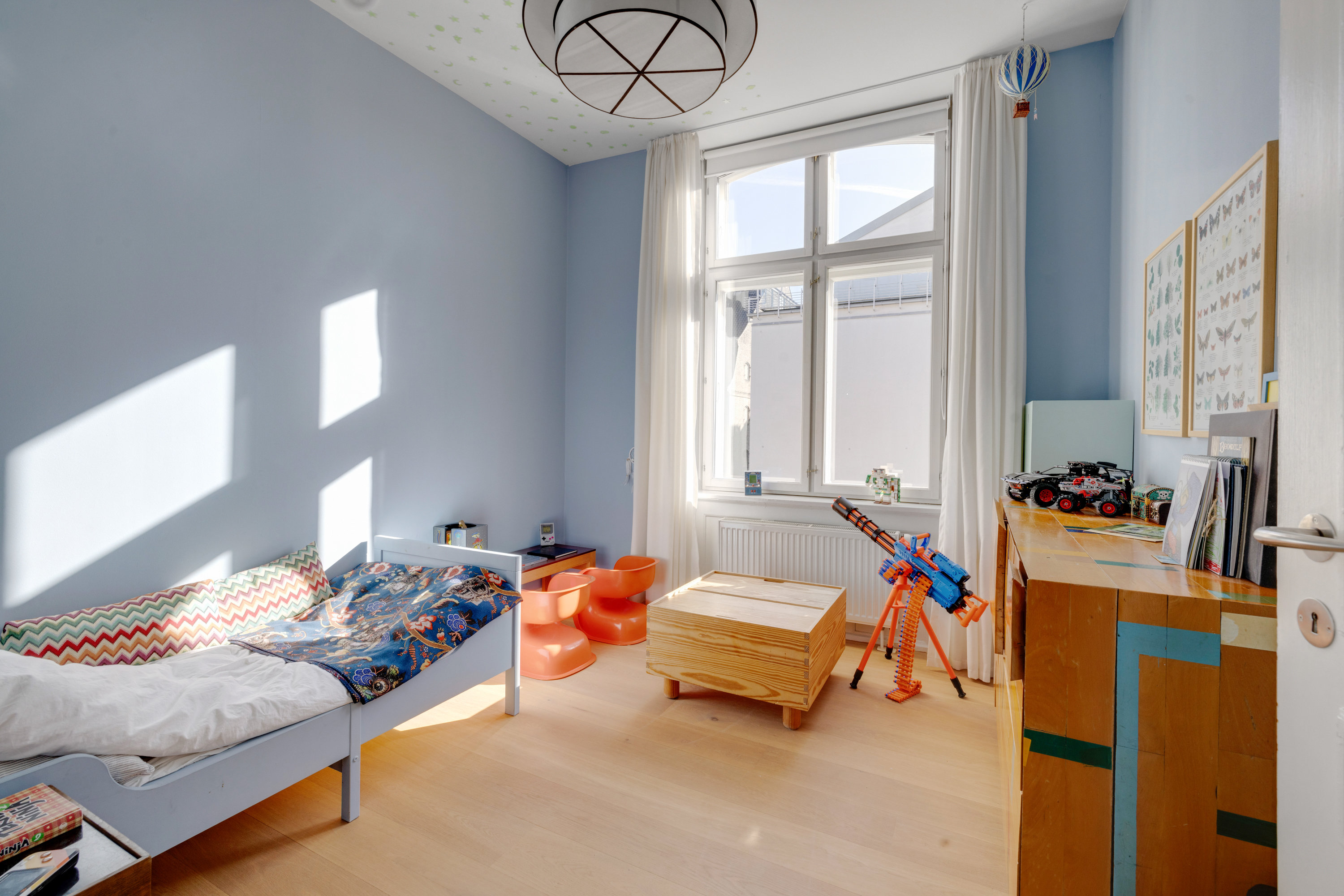 Fremhævet værelse billede i fuldskærmstilstand. Billede af Sankt Annæ Plads 19A, 3. tv., 1250 København K