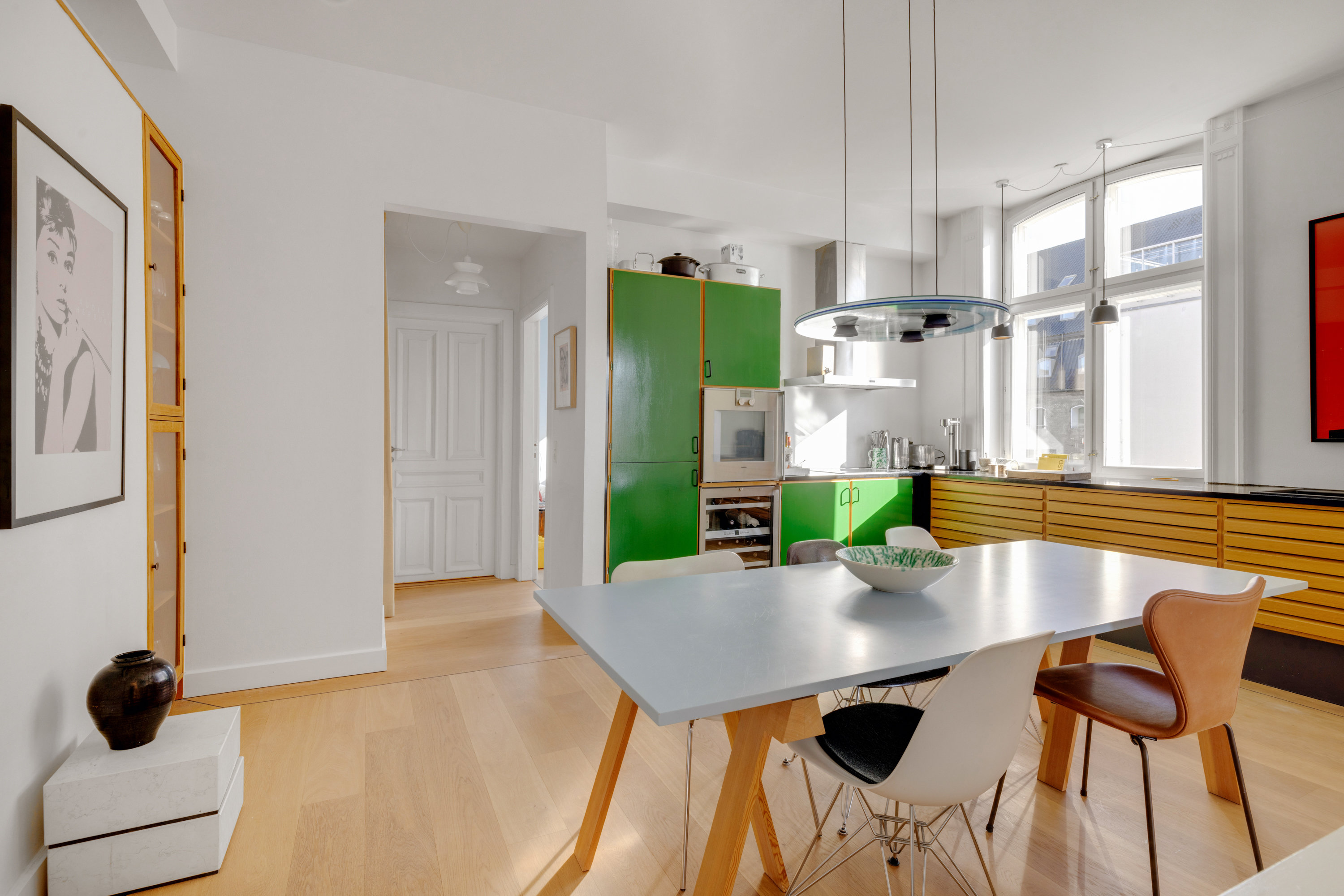 Fremhævet andet billede i fuldskærmstilstand. Billede af Sankt Annæ Plads 19A, 3. tv., 1250 København K