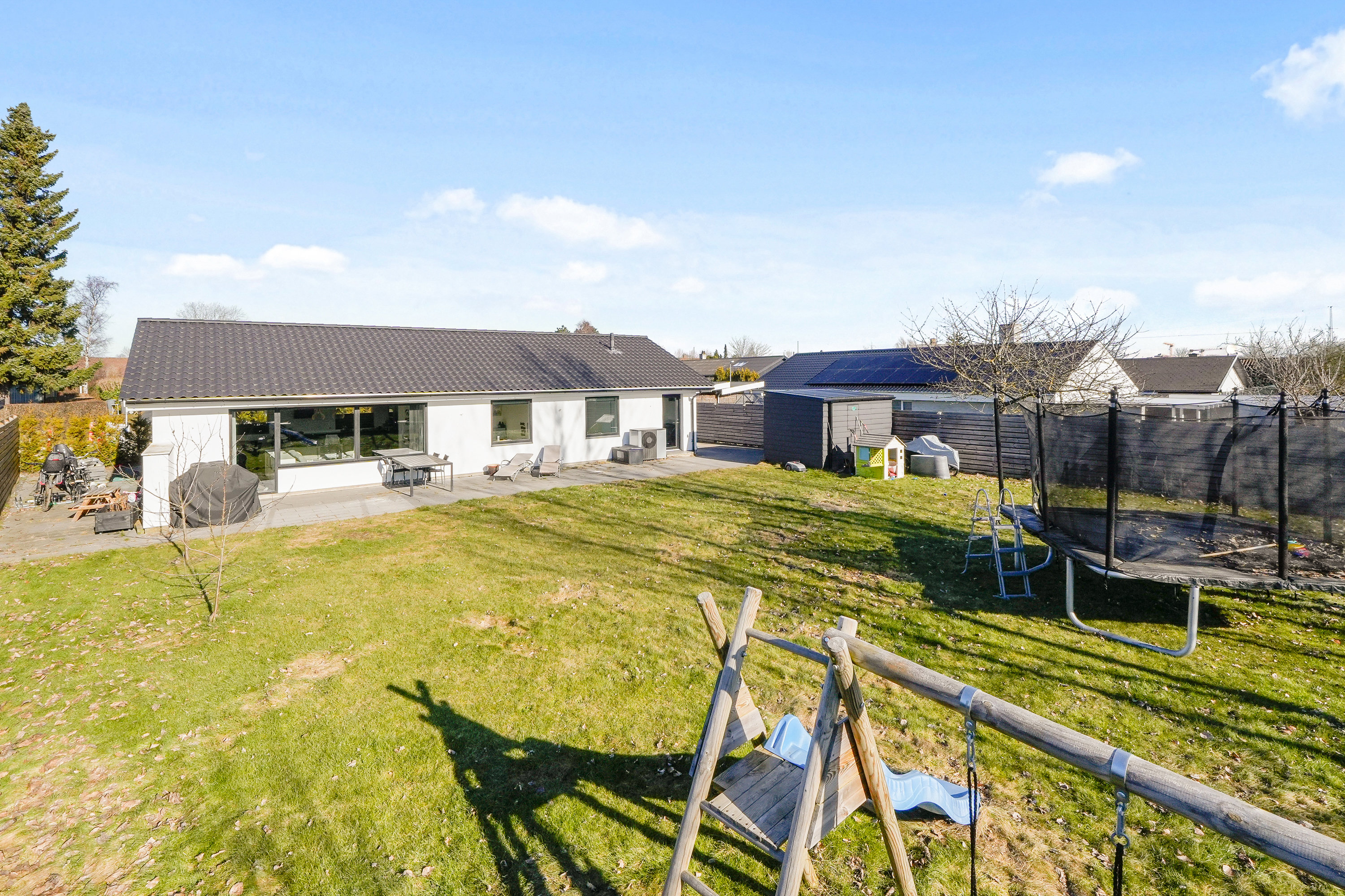 Miniaturebillede 1: have. Billede af Almeengen 7, 2740 Skovlunde