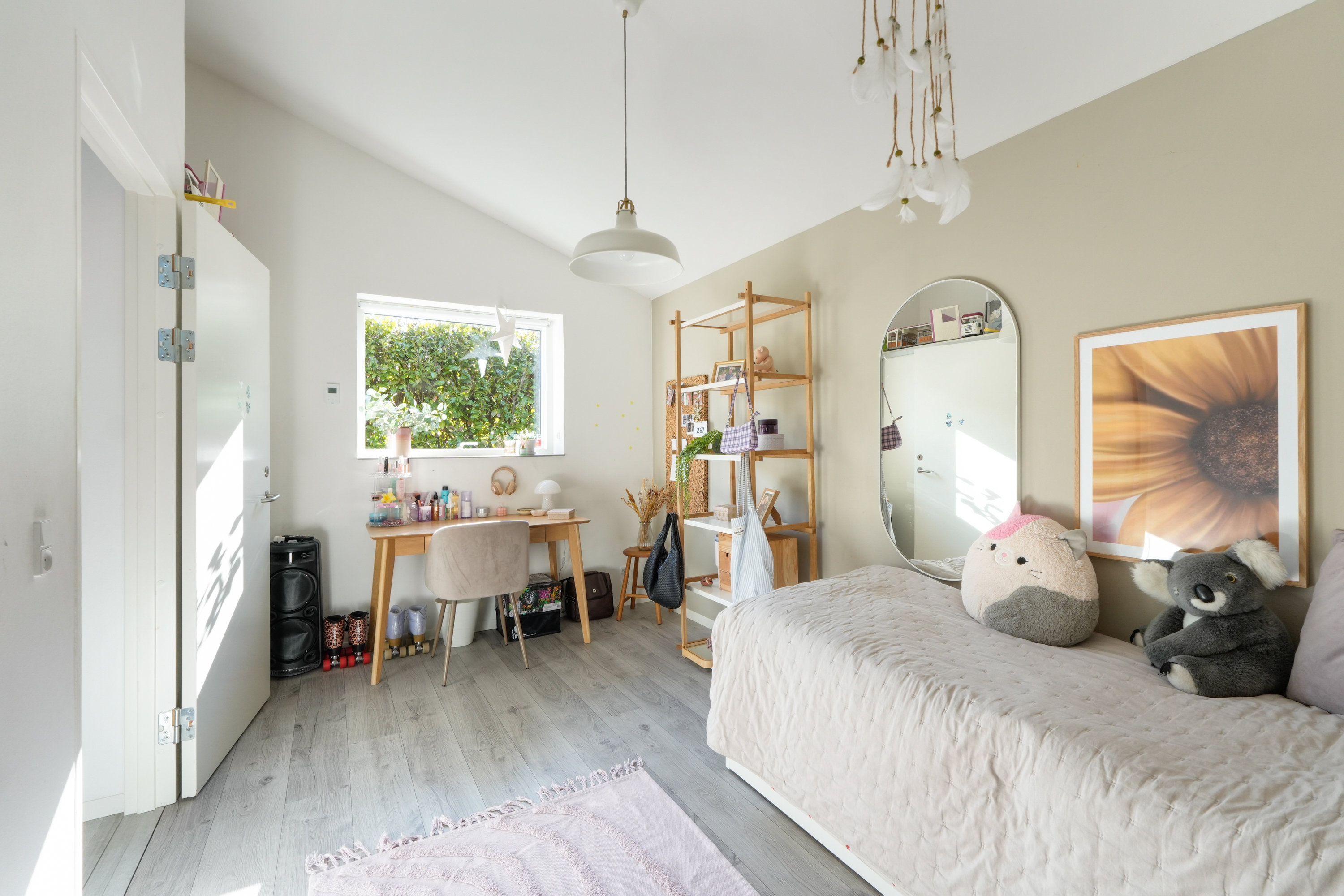 Fremhævet soveværelse billede i fuldskærmstilstand. Billede af Bøndermosevej 12, 2750 Ballerup