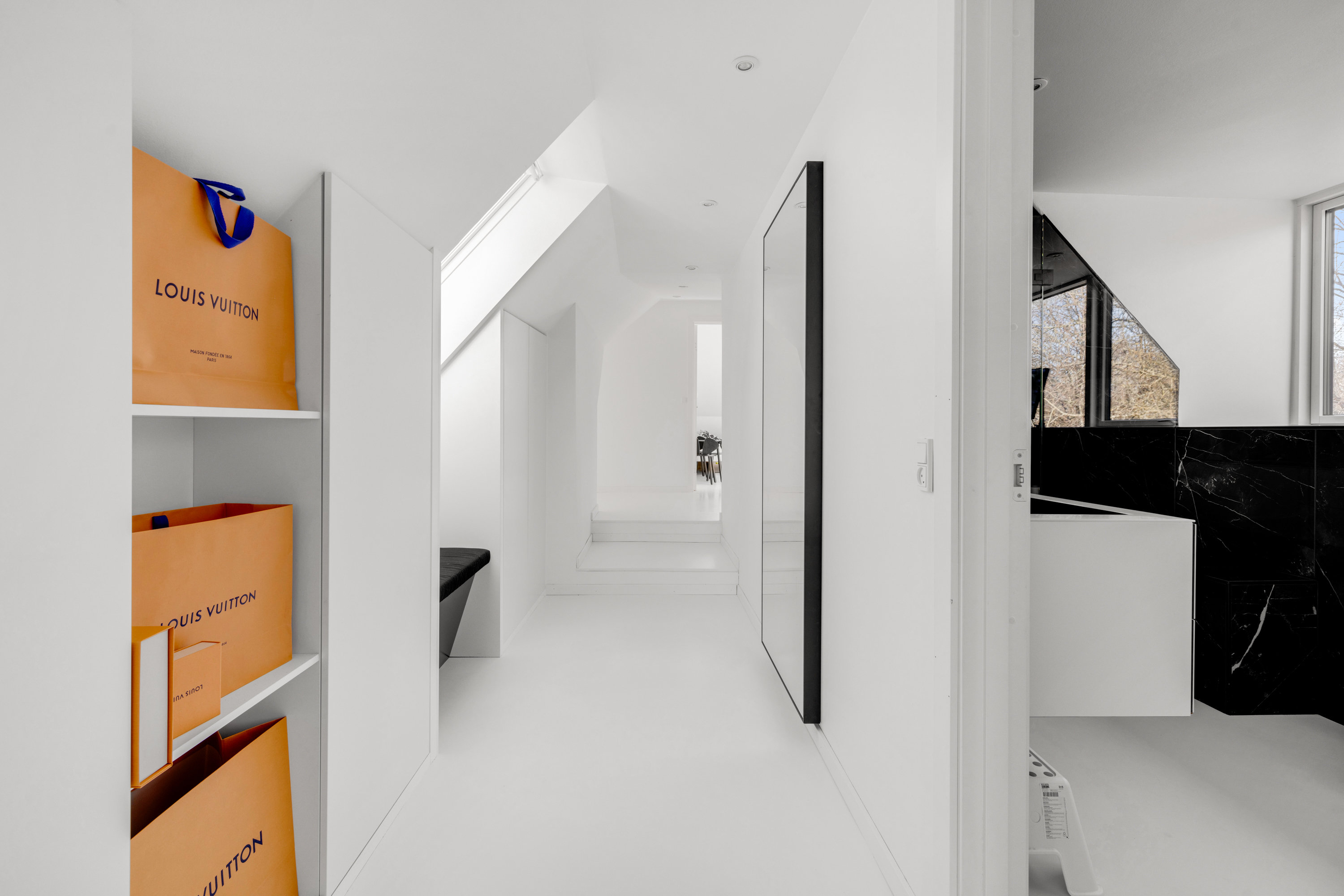 Fremhævet gang billede i fuldskærmstilstand. Billede af Brydegårdsvej 37, 2760 Måløv