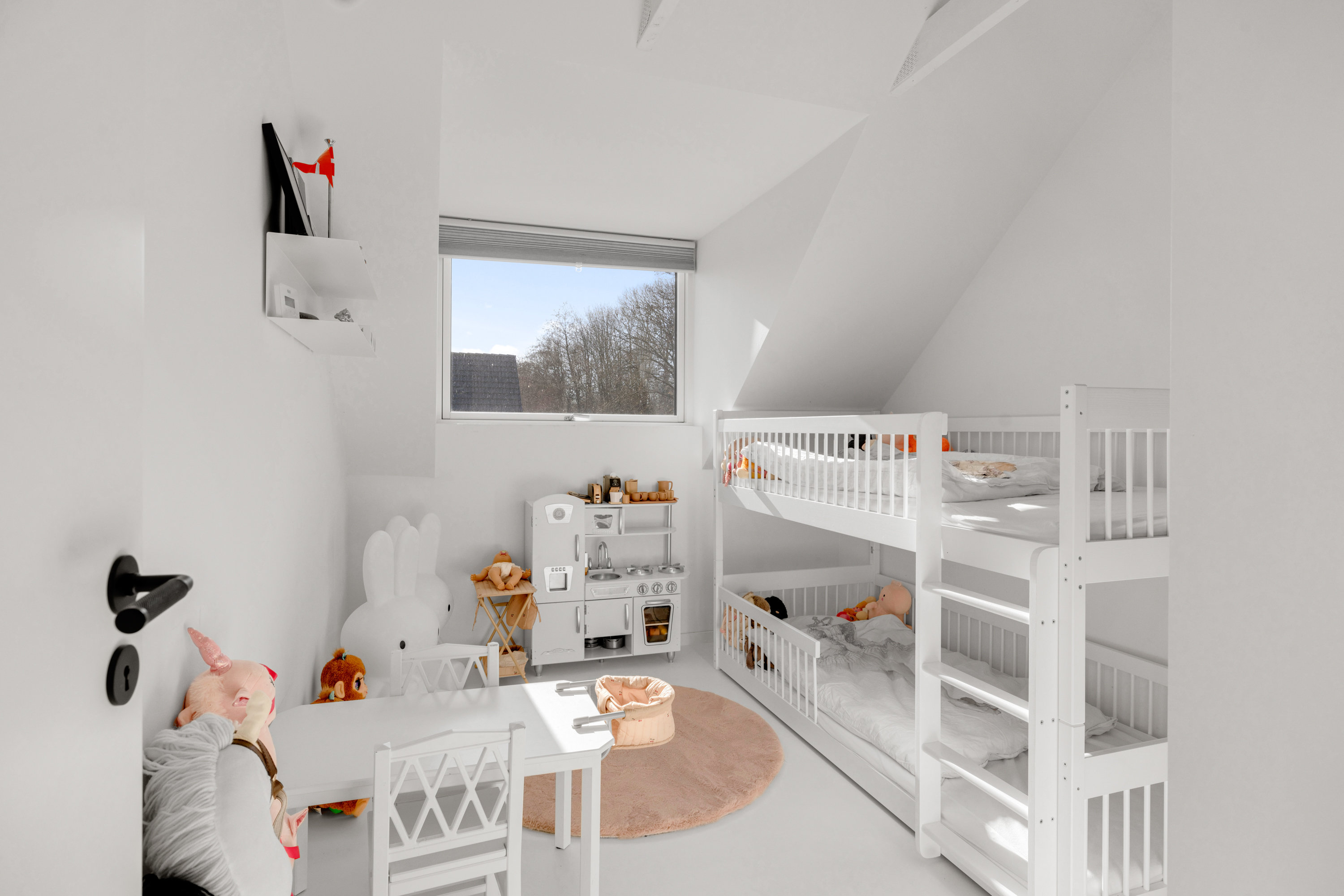 Fremhævet værelse billede i fuldskærmstilstand. Billede af Brydegårdsvej 37, 2760 Måløv